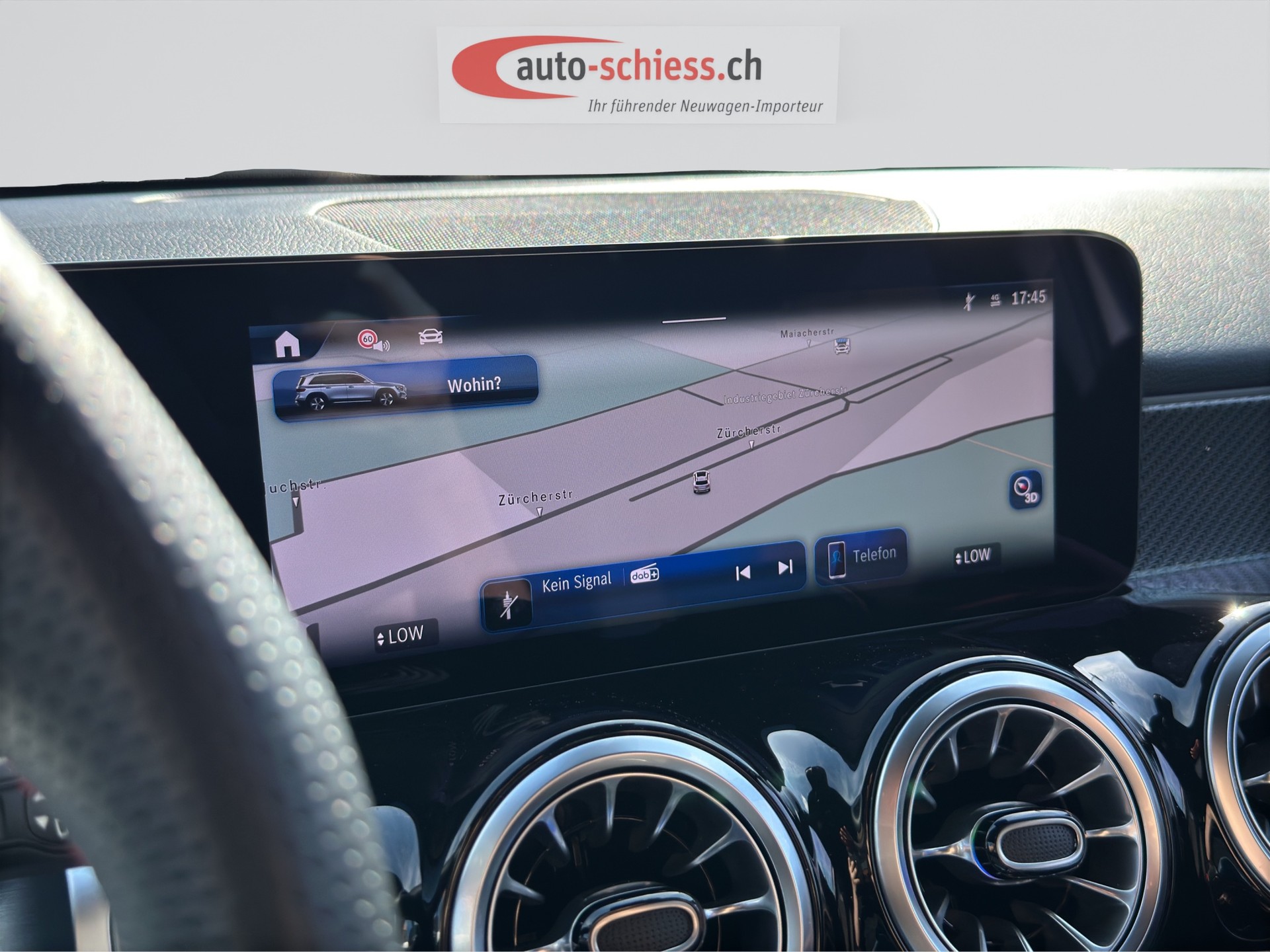 MERCEDES-BENZ GLB 200 d 8G-Tronic-image-11