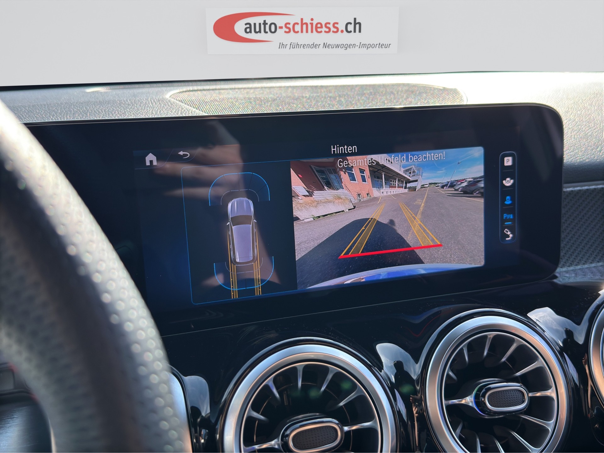 MERCEDES-BENZ GLB 200 d 8G-Tronic-image-12