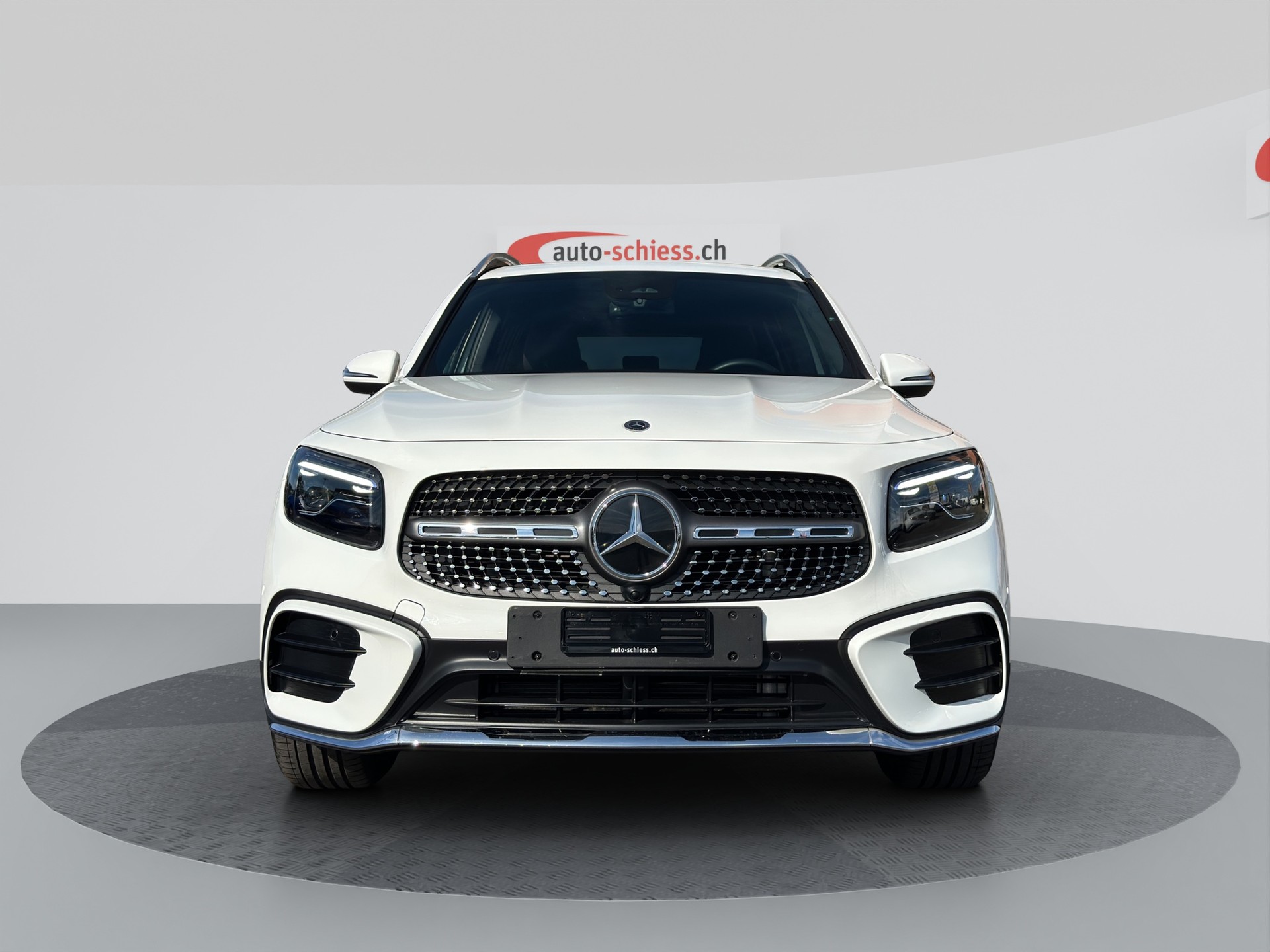 MERCEDES-BENZ GLB 200 d 8G-Tronic-showroom-element-1