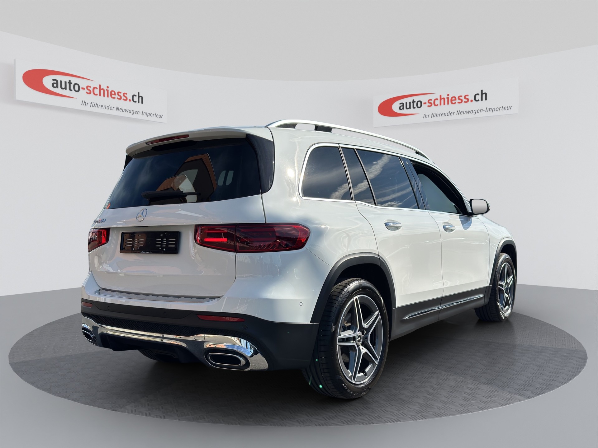MERCEDES-BENZ GLB 200 d 8G-Tronic-image-4