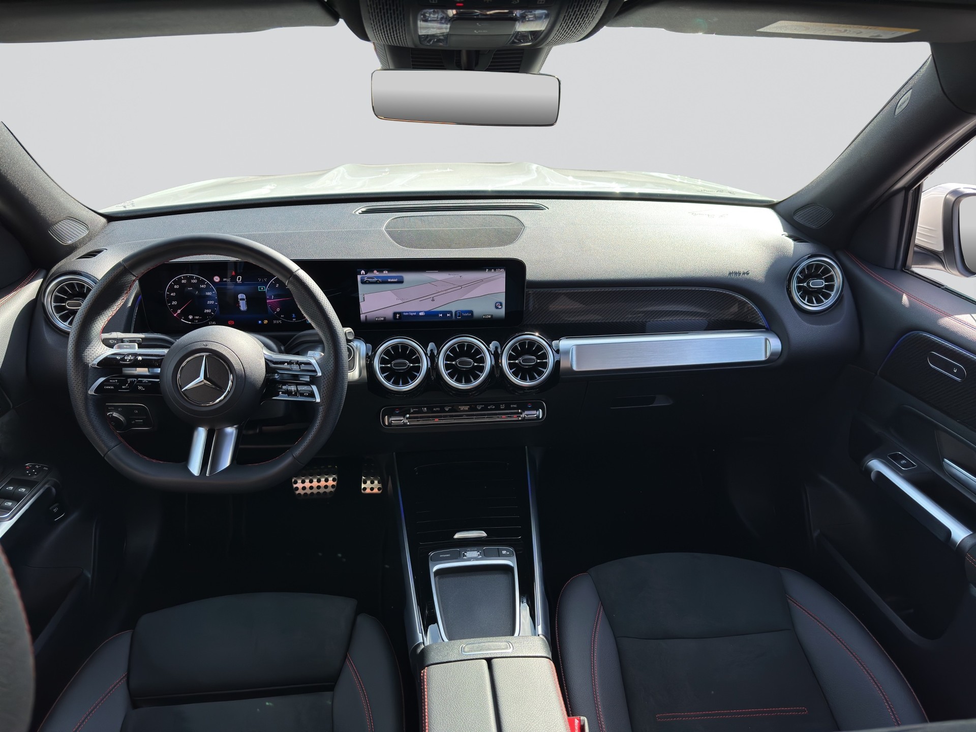 MERCEDES-BENZ GLB 200 d 8G-Tronic-image-13