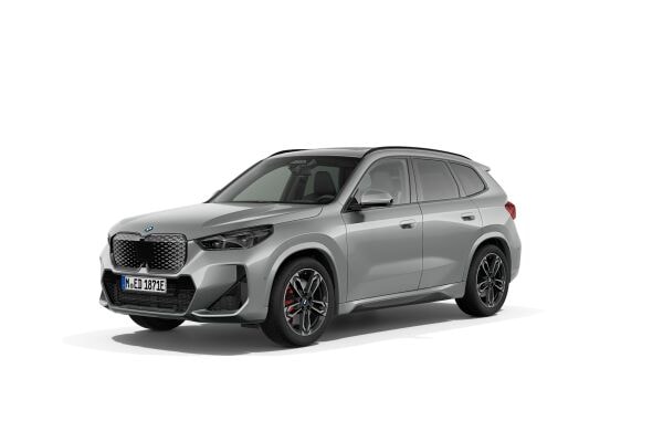 BMW iX1 30 xDrive-image-0