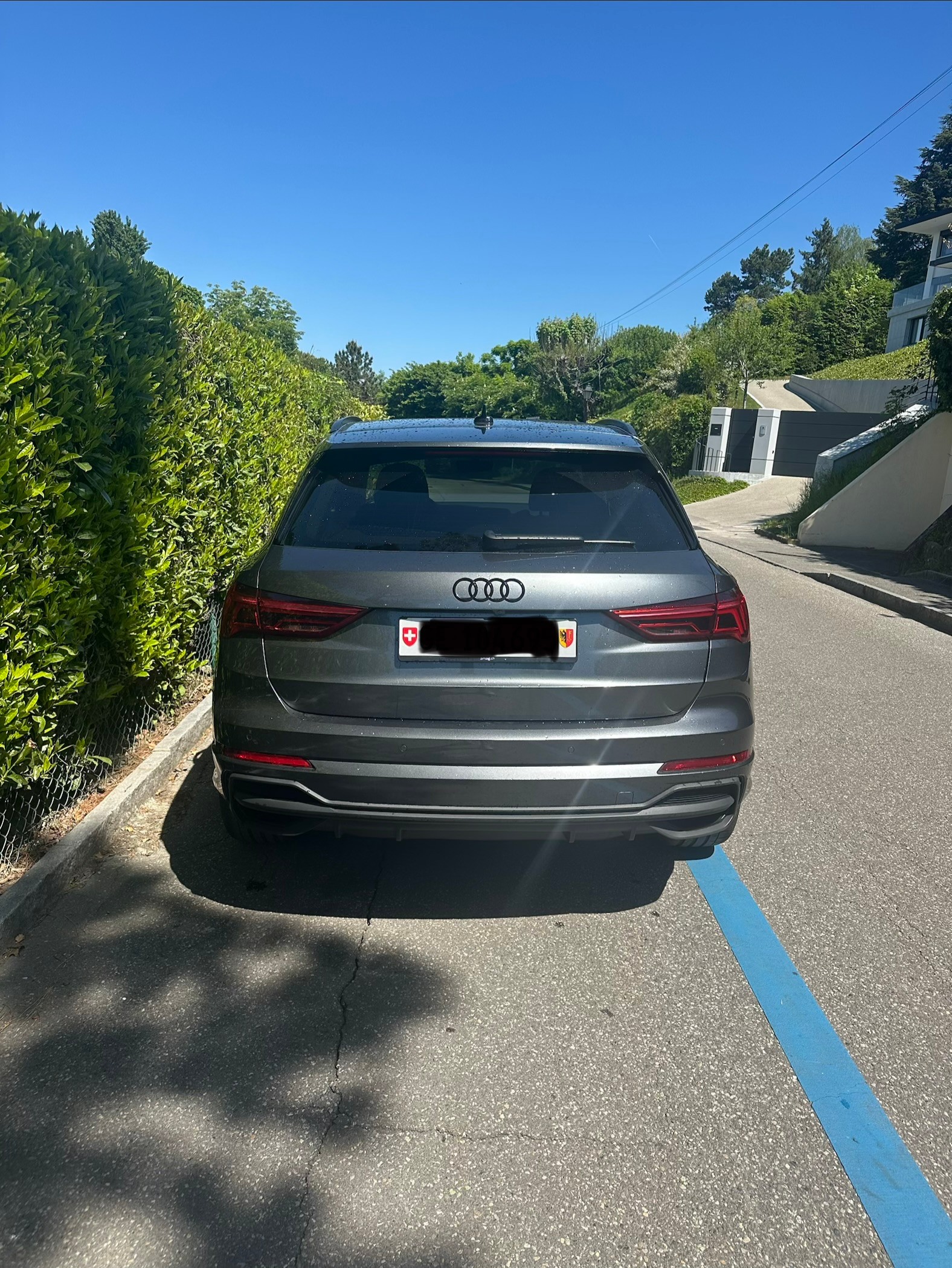 AUDI 1.5 35 TFSI S line Attraction S-Tronic-image-2