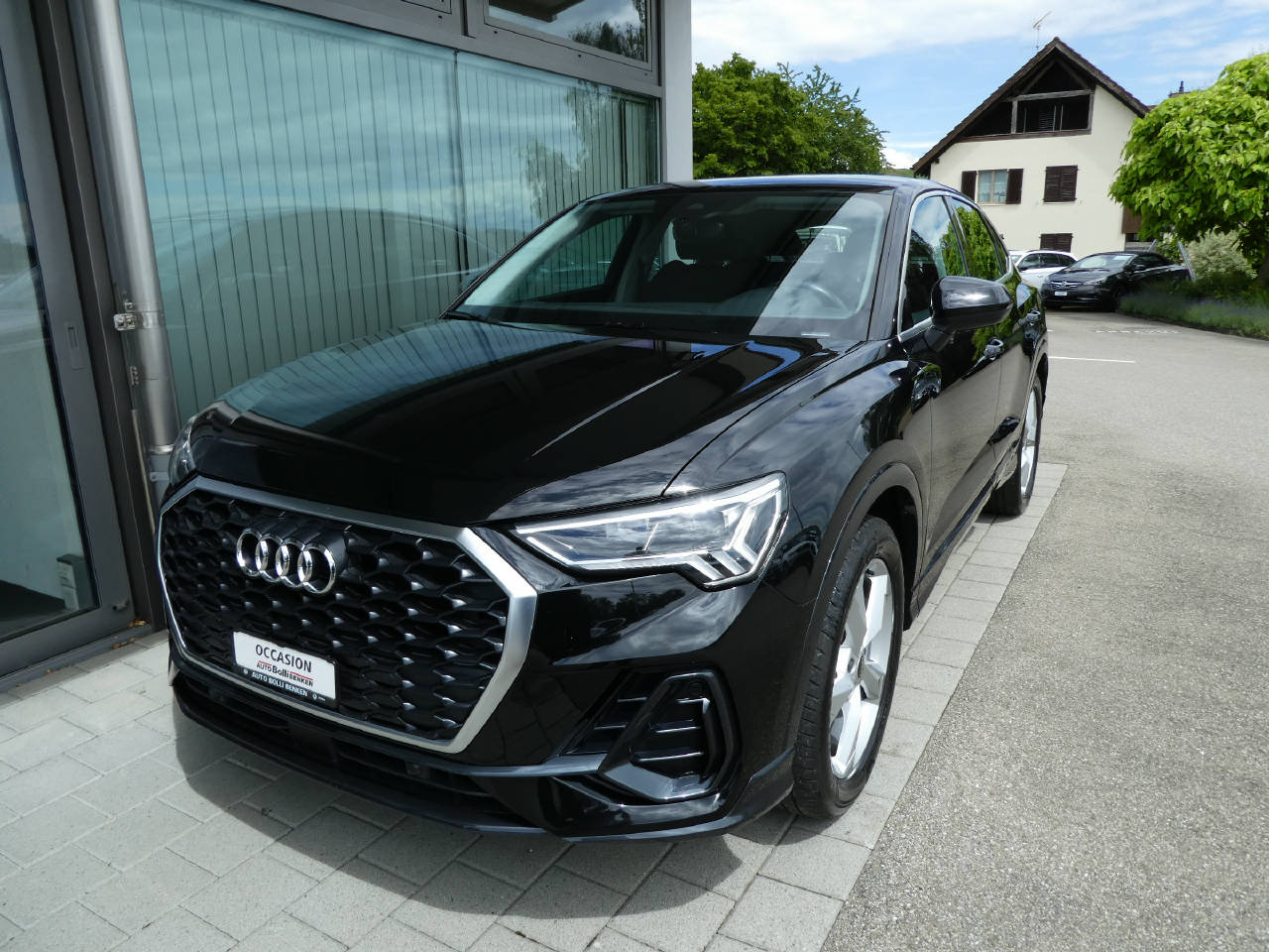 AUDI Q3 Sportback 1.5 35 TFSI Attraction S-Tronic-image-1