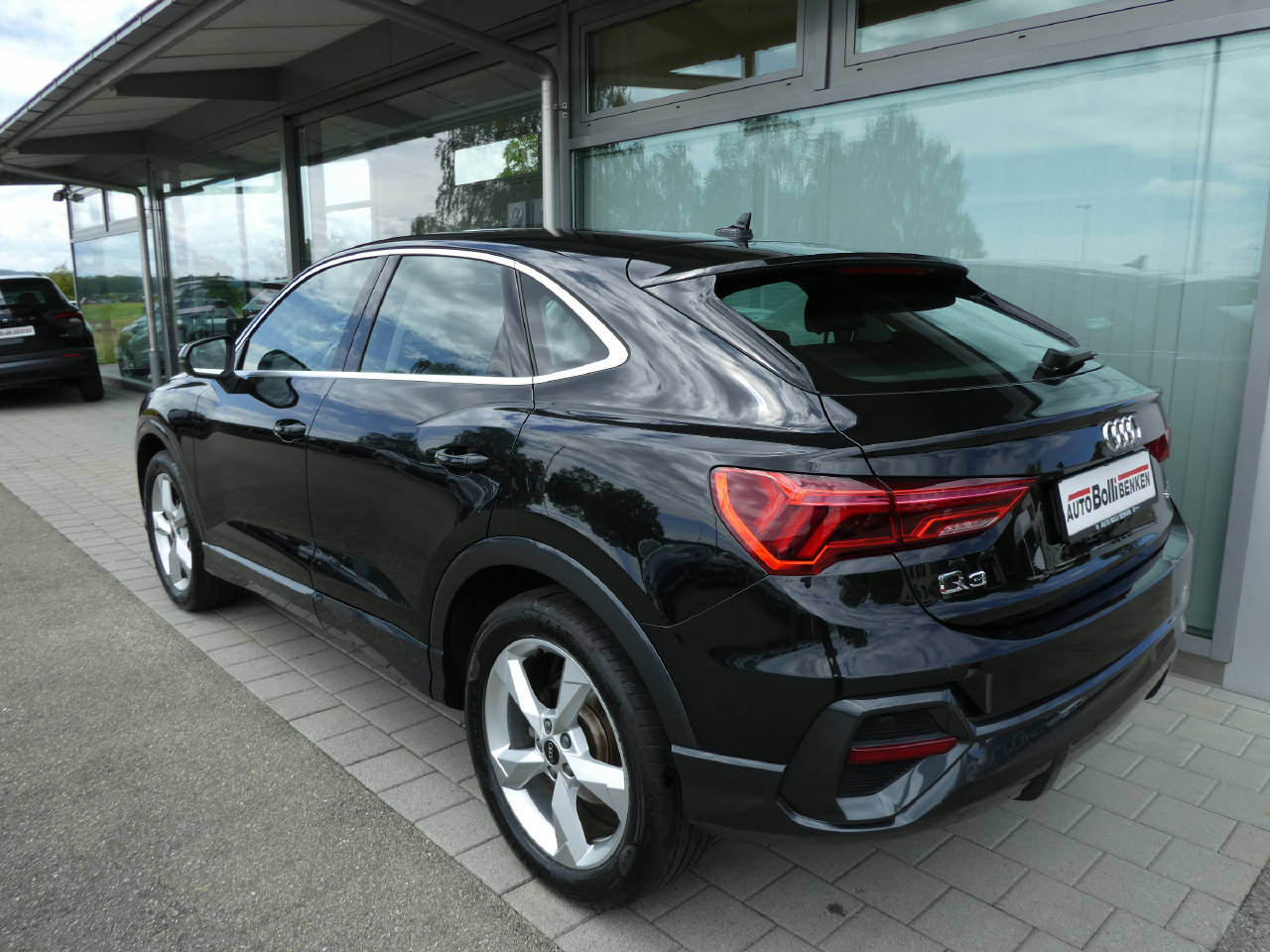 AUDI Q3 Sportback 1.5 35 TFSI Attraction S-Tronic-image-6