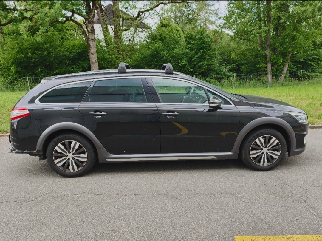 PEUGEOT 508 RXH 2.0 HDI Hybrid4 ETG6-image-6