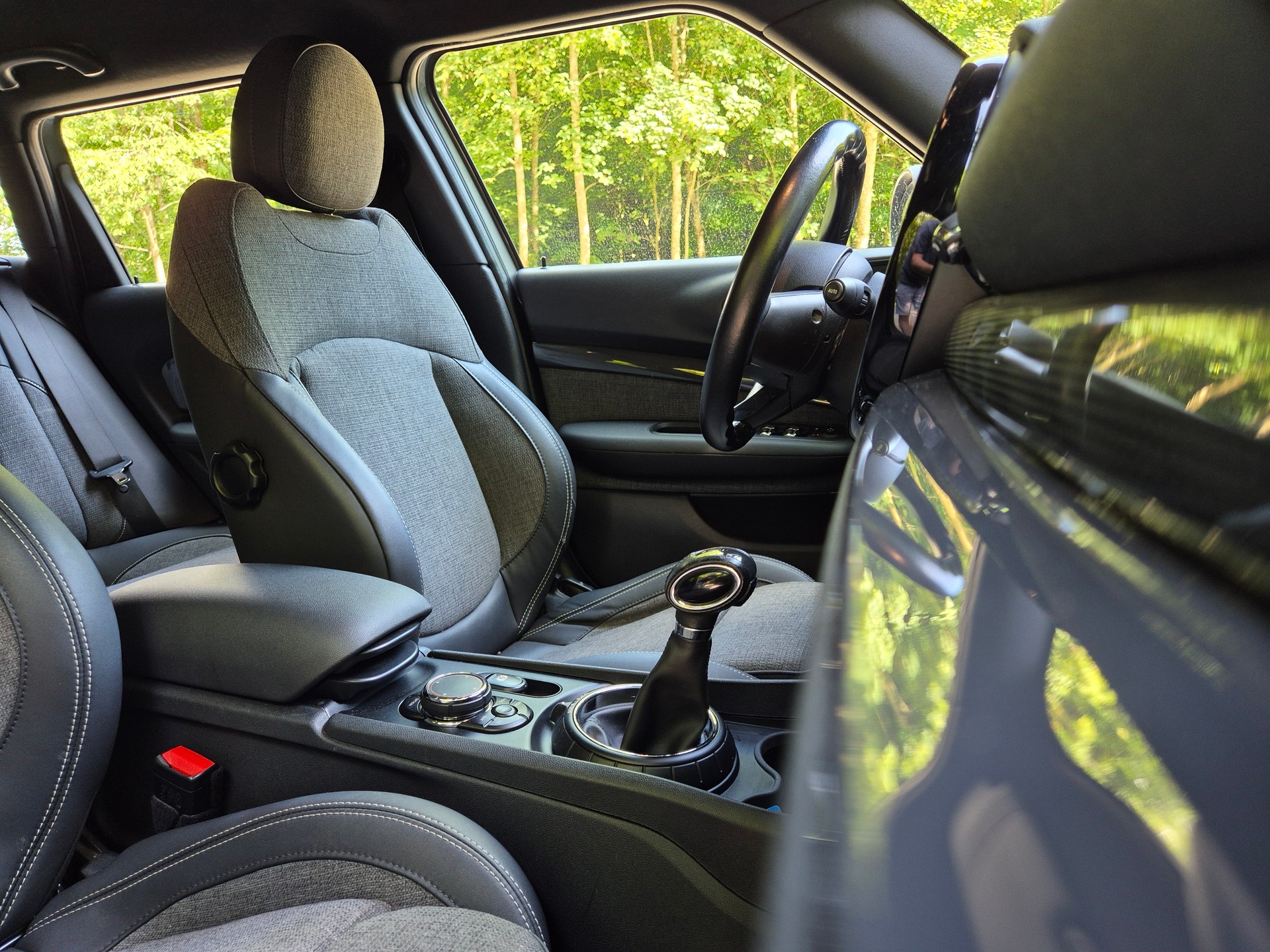 MINI 2.0i Cooper S ALL4-image-5