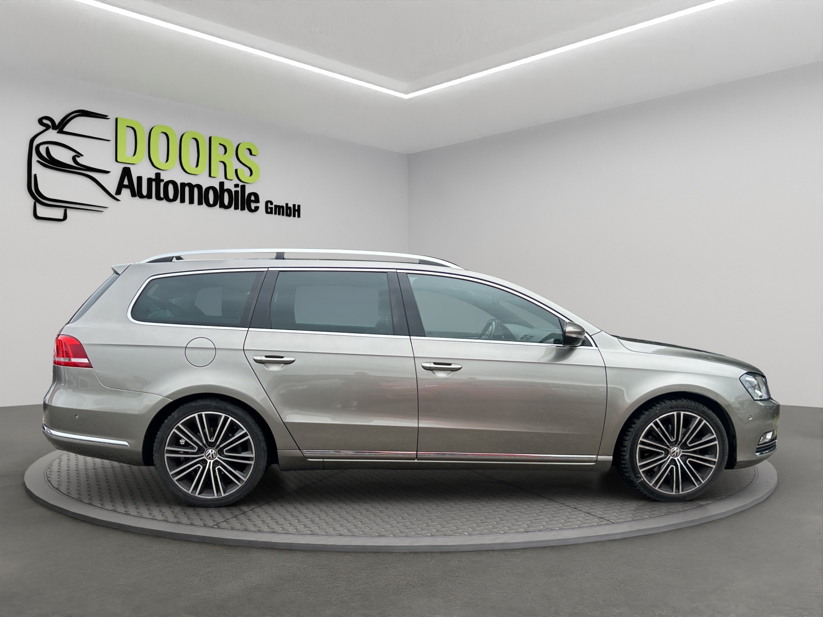 VW Passat Variant 2.0 TDI BMT Exclusive Highline 4MDSG-image-7