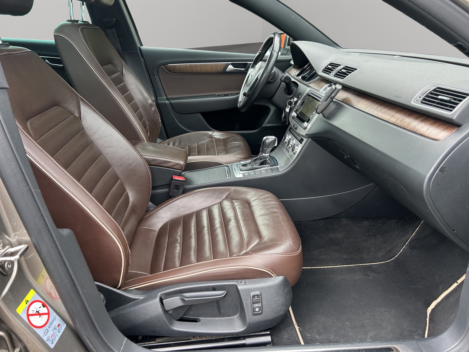 VW Passat Variant 2.0 TDI BMT Exclusive Highline 4MDSG-image-10
