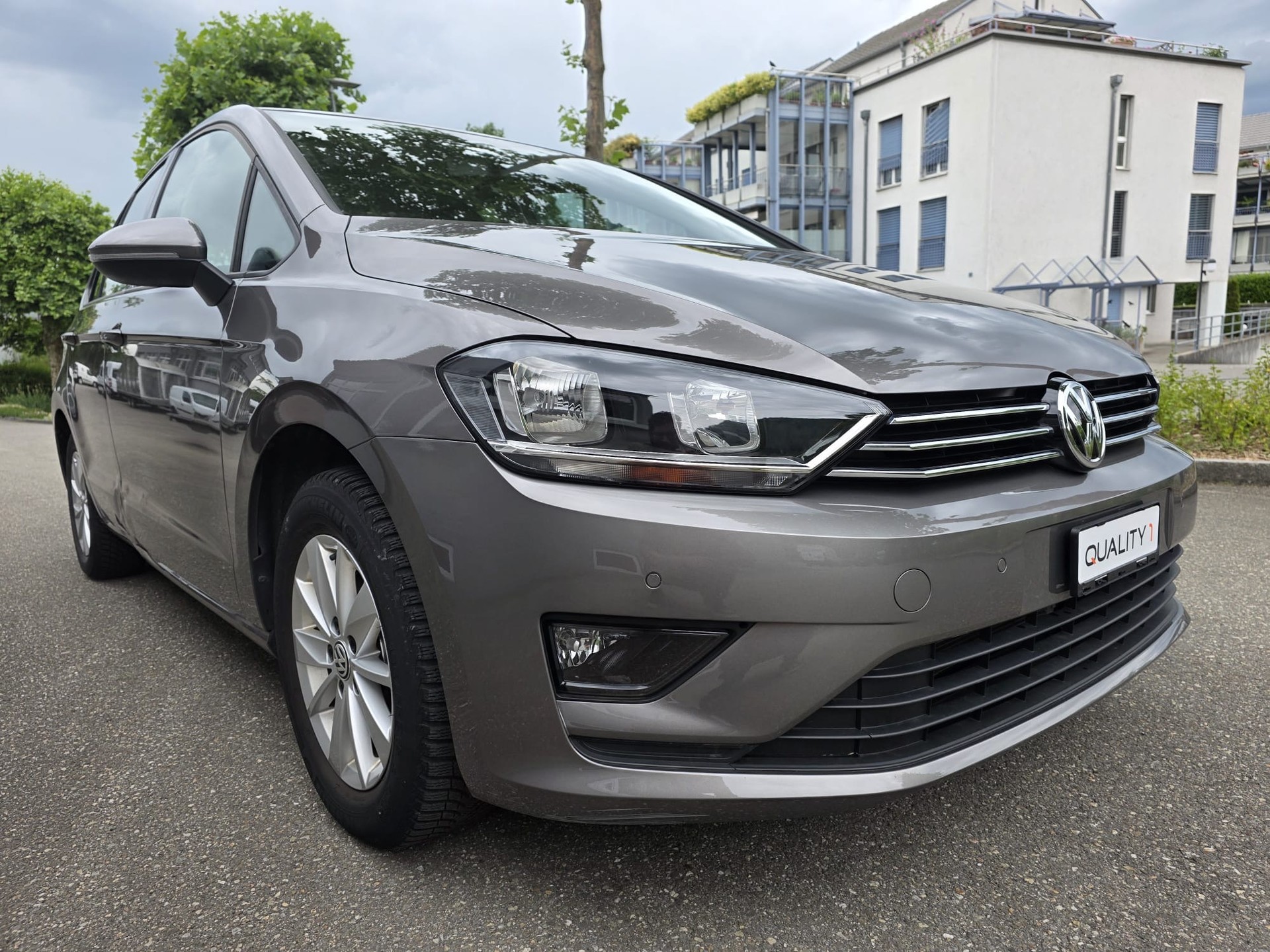 VW Golf Sportsvan 1.4 TSI Highline DSG-image-2