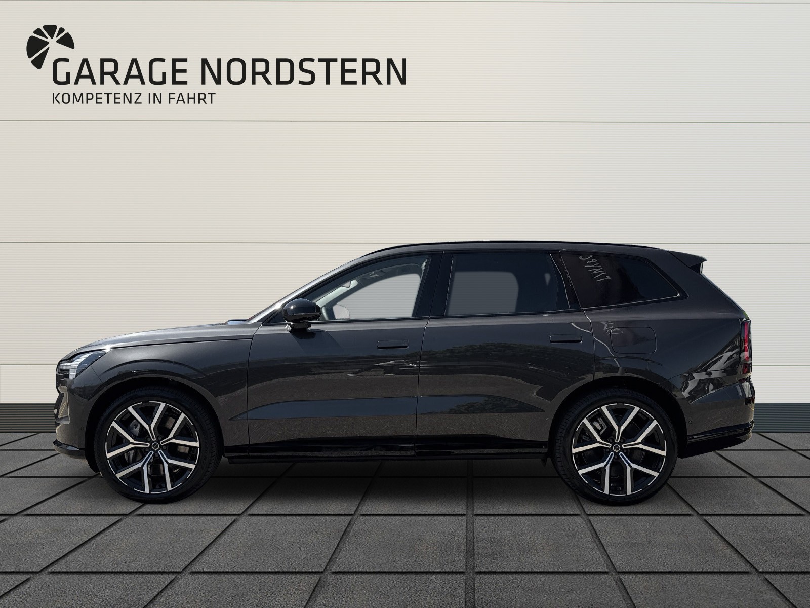 VOLVO EX90 Twin Ultra AWD-image-1