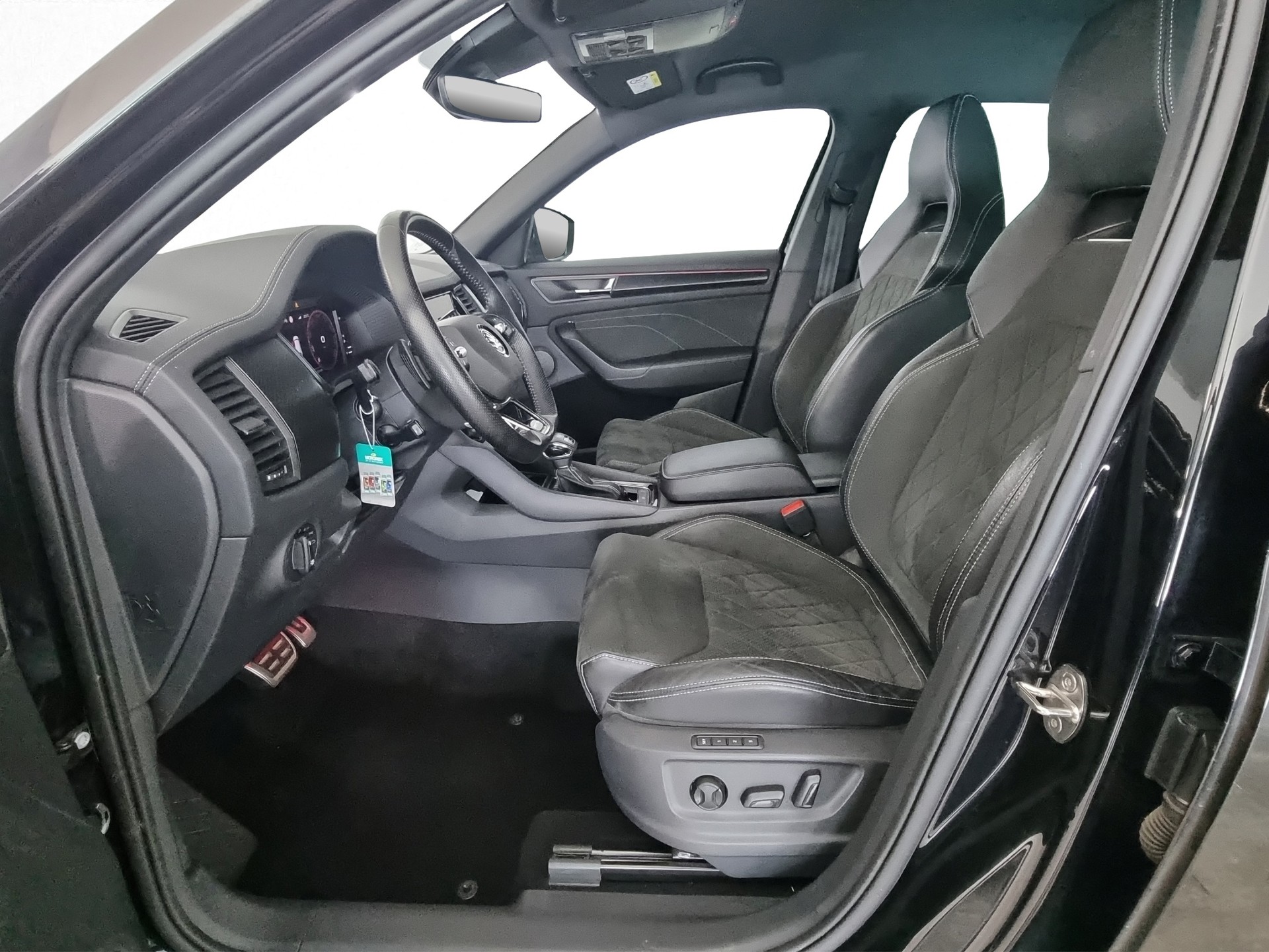 SKODA Kodiaq 2.0 TDI SportLine DSG 4x4-image-5