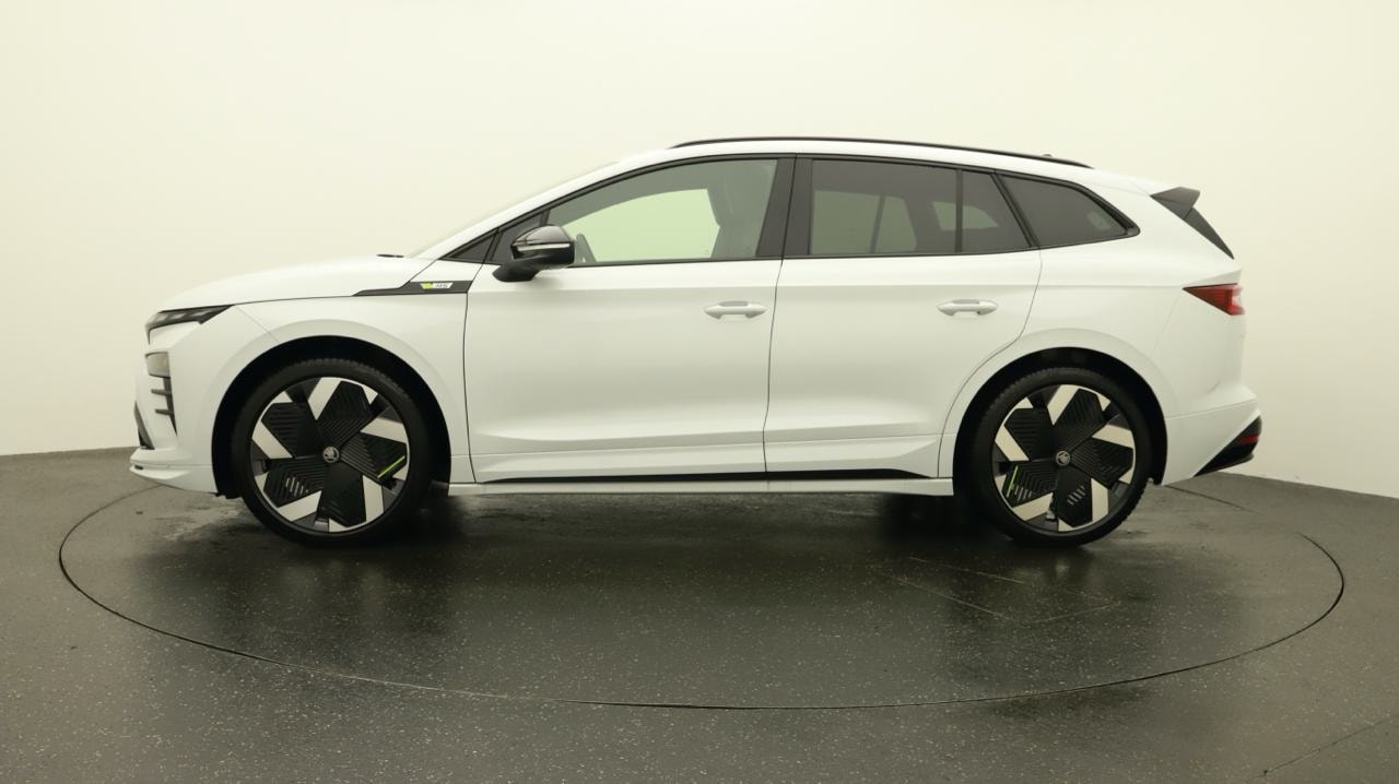 SKODA Enyaq 4x4 RS-image-1