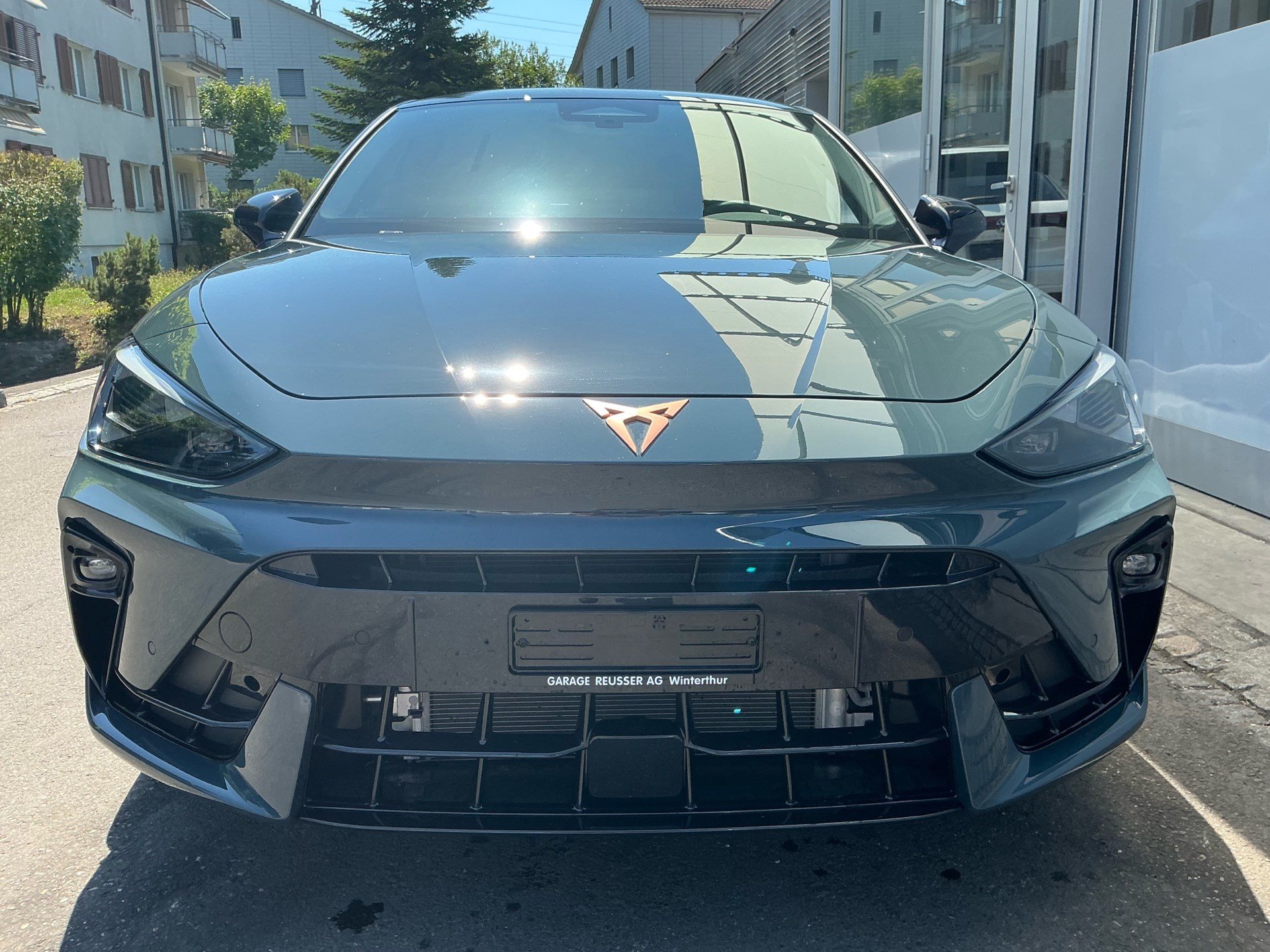 CUPRA Leon 1.5 e-Hybrid 204 PS *** TOPPREIS !!! ***-image-1