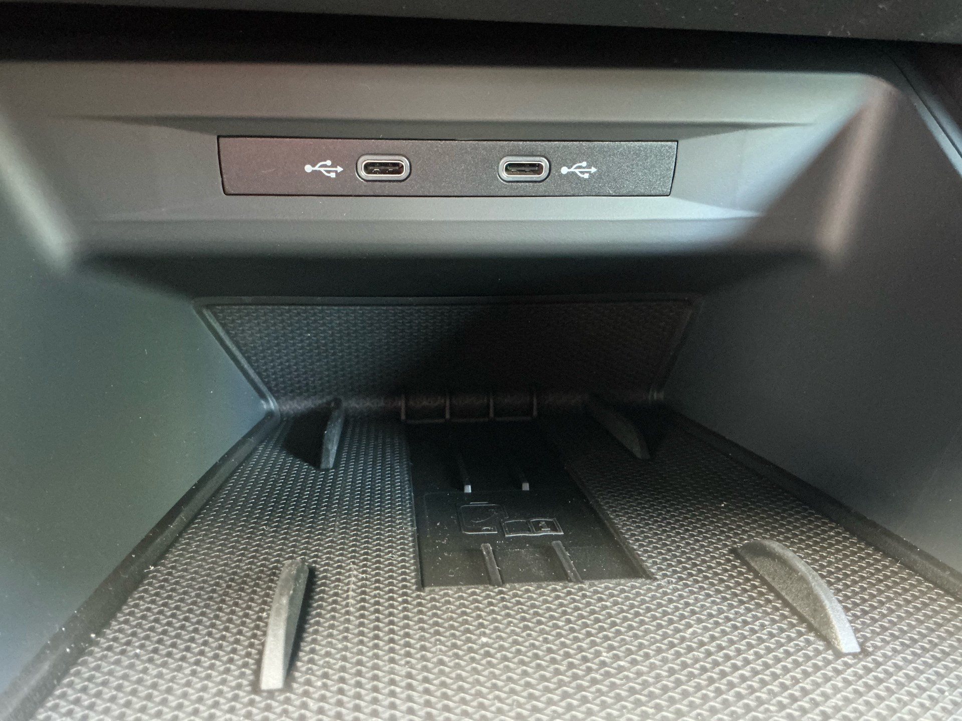 CUPRA Leon 1.5 e-Hybrid 204 PS *** TOPPREIS !!! ***-image-24