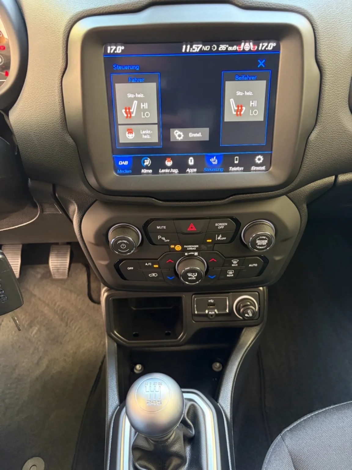 JEEP Renegade 1.0 Turbo Night Eagle-image-11