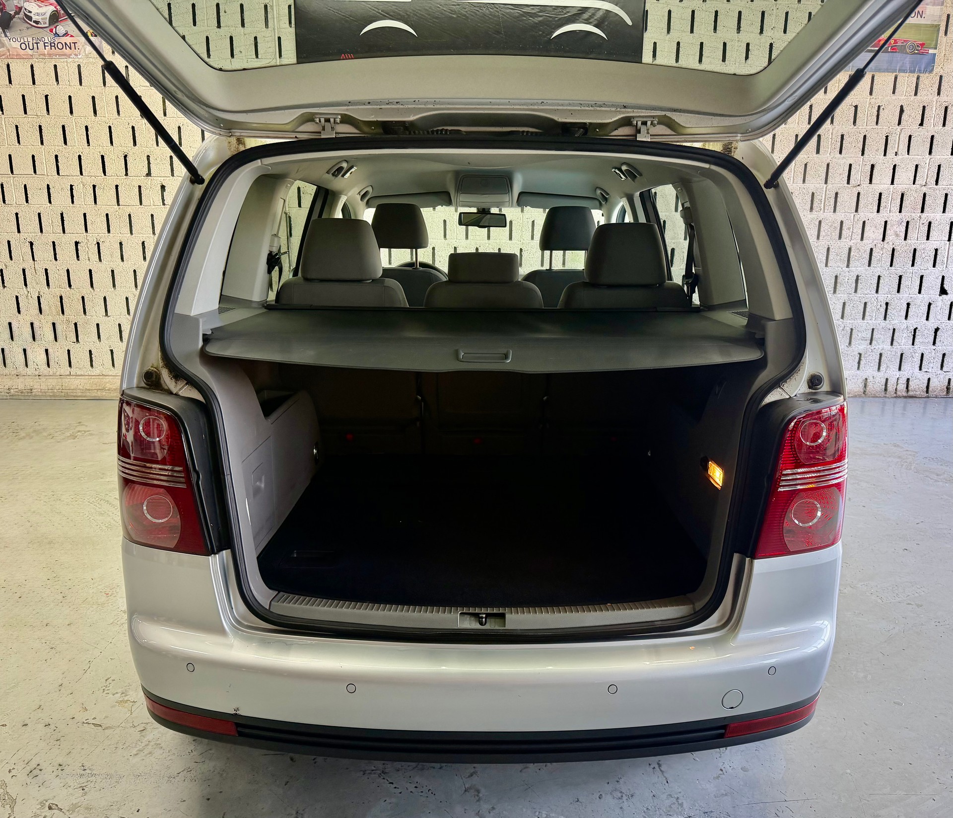 VW Touran 1.4 TSI Highline DSG-image-9