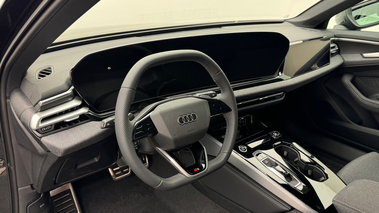 AUDI A5 Avant TFSI 150 kW S Line S tronic-image-6