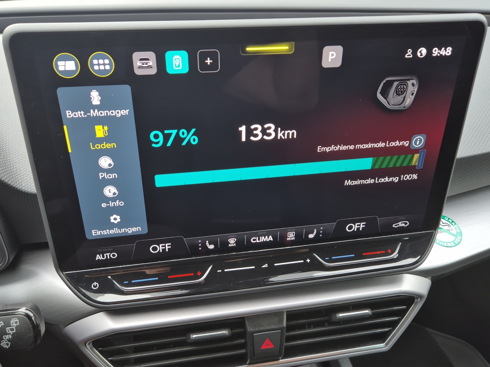 SEAT Leon ST 1.5 eHybrid pHEV DSG FR-image-16