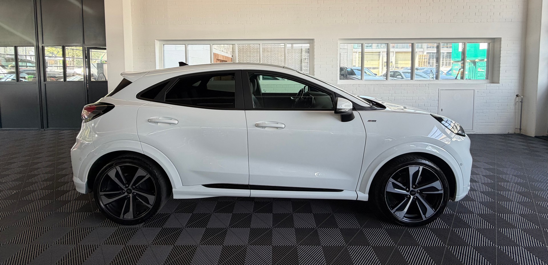 FORD Puma 1.0 SCTi ST-Line X Automat-image-1