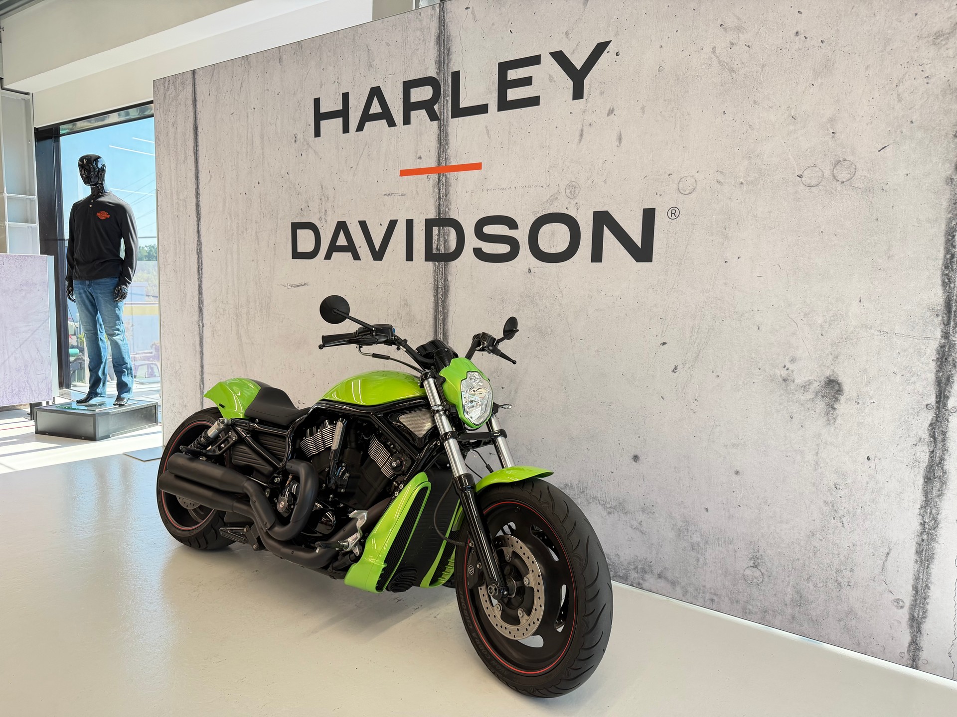 HARLEY-DAVIDSON VRSCDX Night Rod Special ABS-showroom-element-1