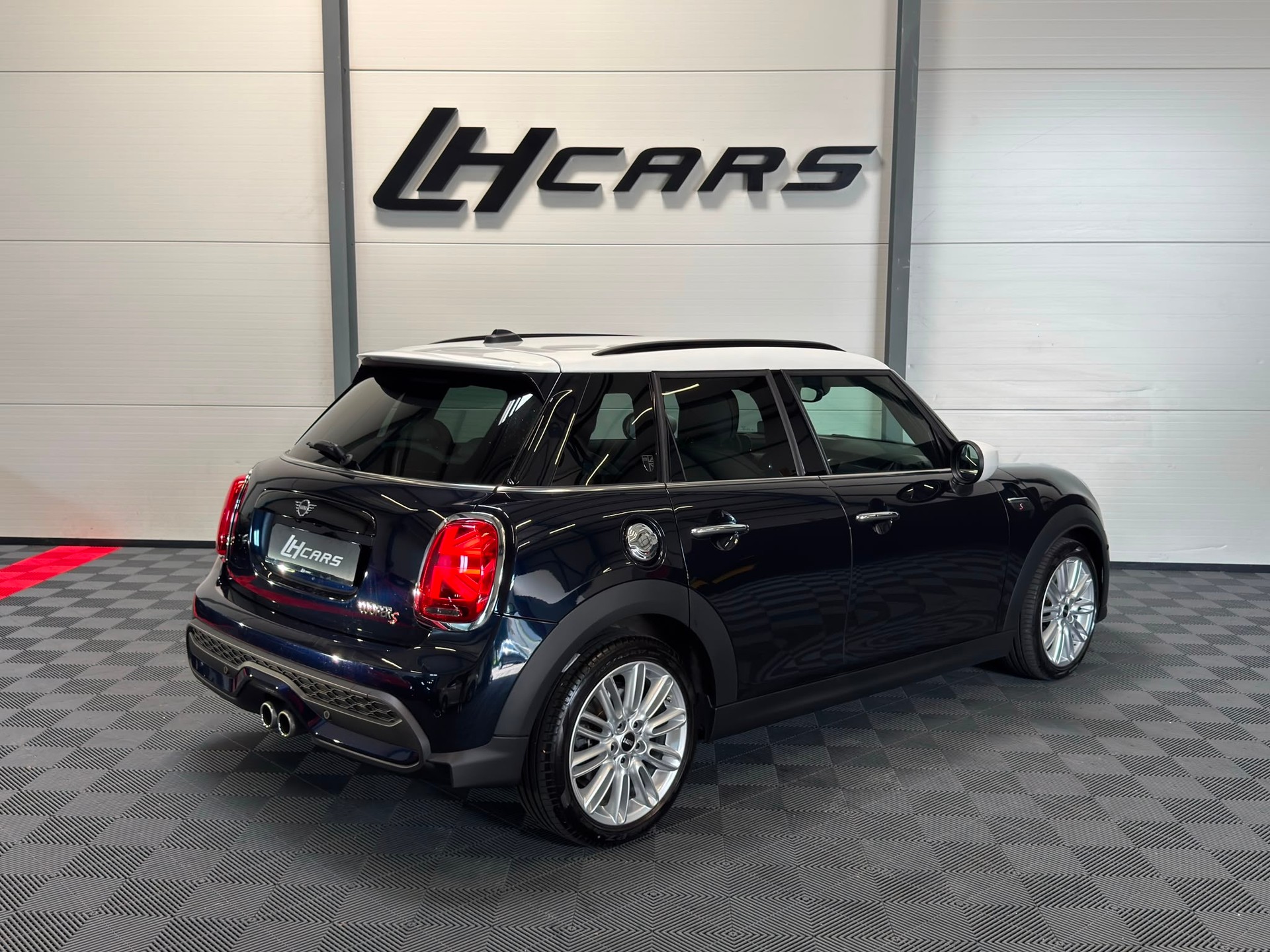 MINI Mini F55 2.0i Cooper S SDKG-image-3