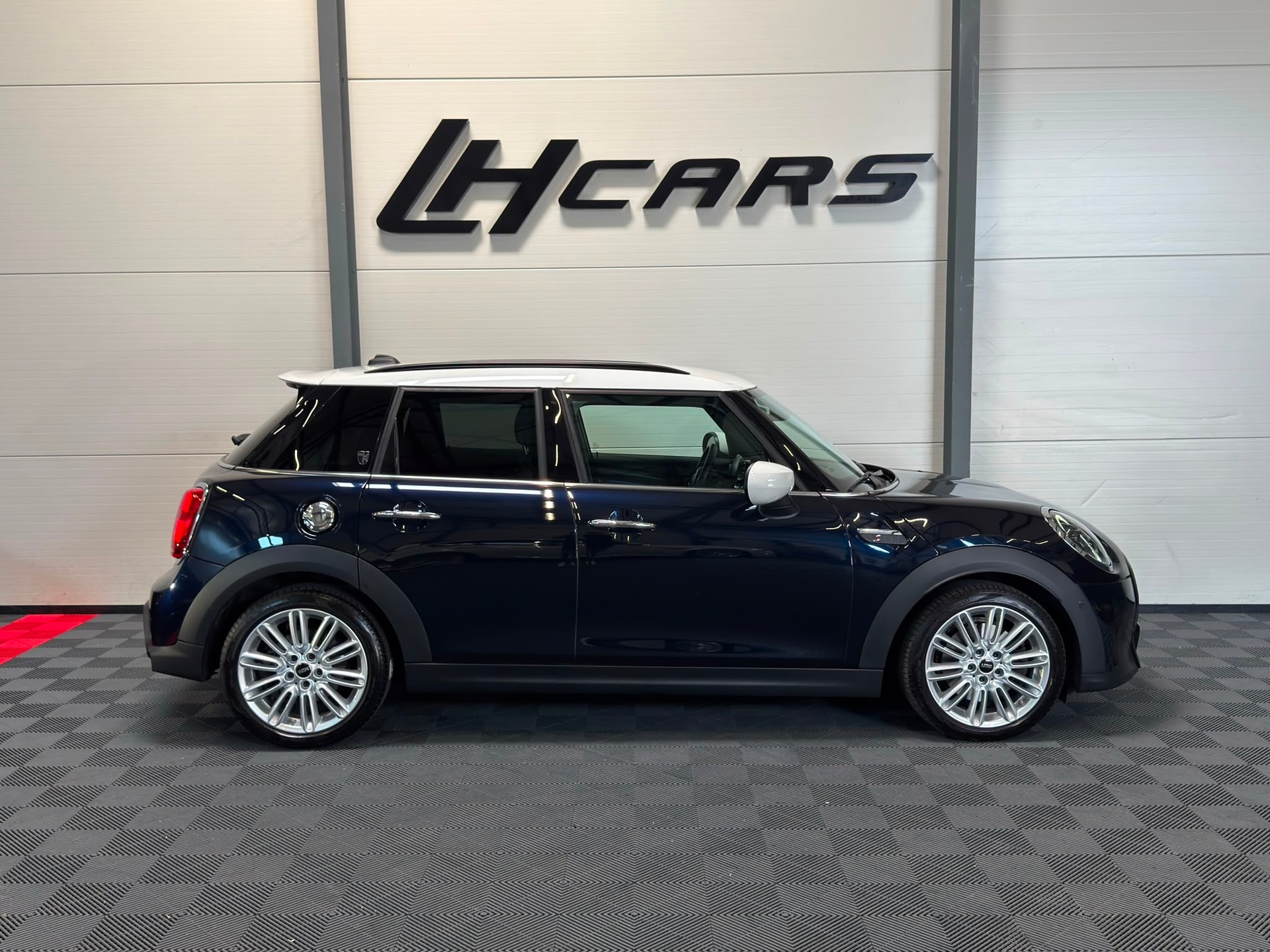 MINI Mini F55 2.0i Cooper S SDKG-image-4
