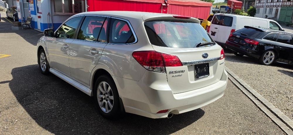 SUBARU Legacy 2.0i Swiss AWD Lineartronic-image-4