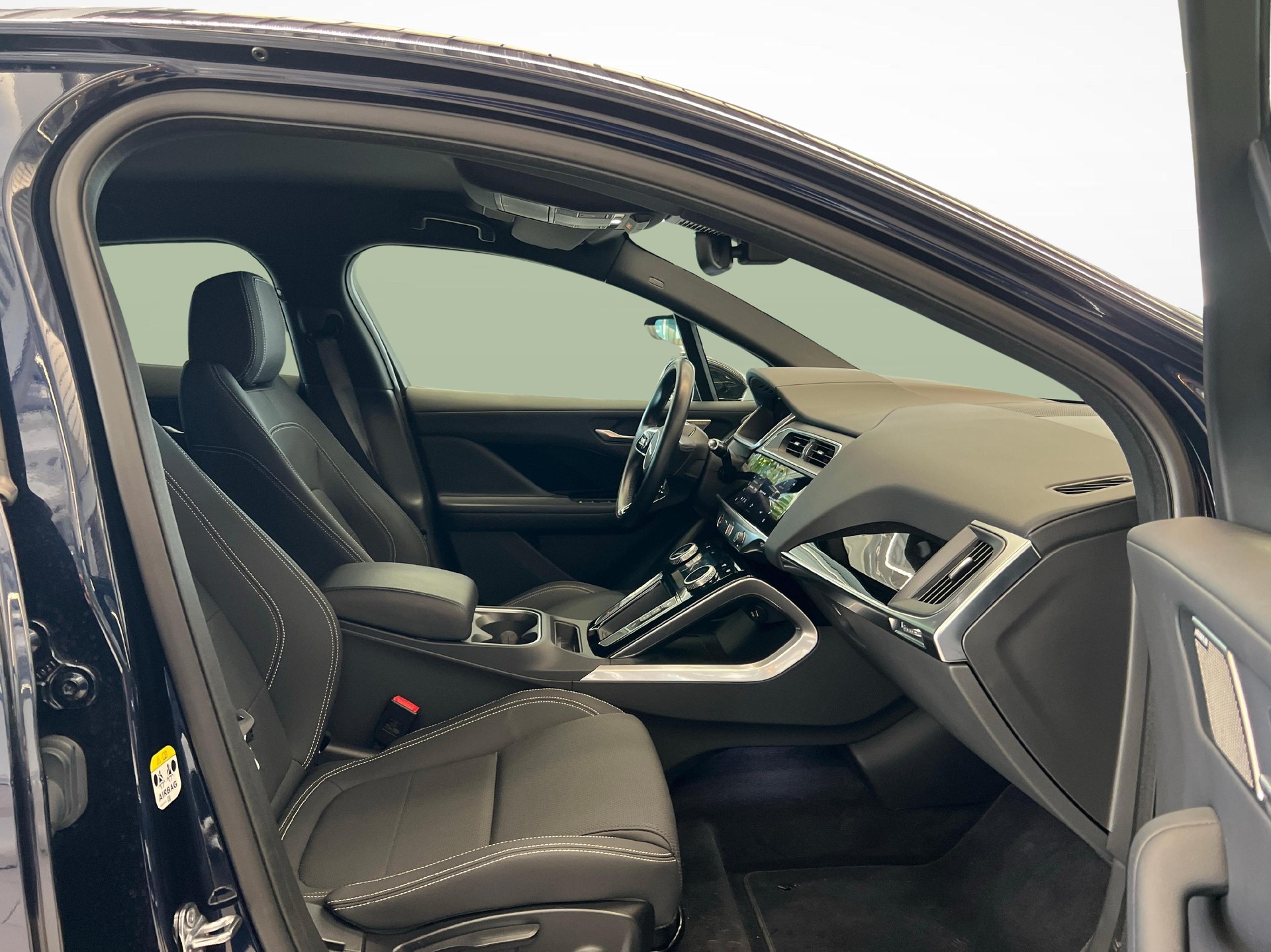 JAGUAR I-Pace EV400 S AWD-image-8