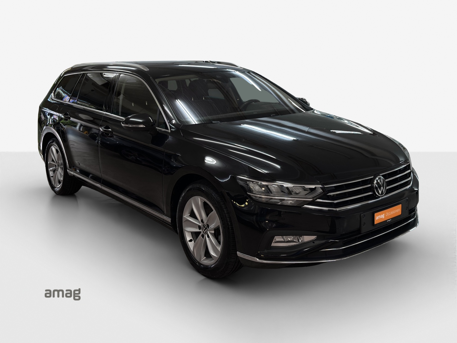 VW Passat 2.0 TDI BMT Elegance 4Motion DSG-image-5
