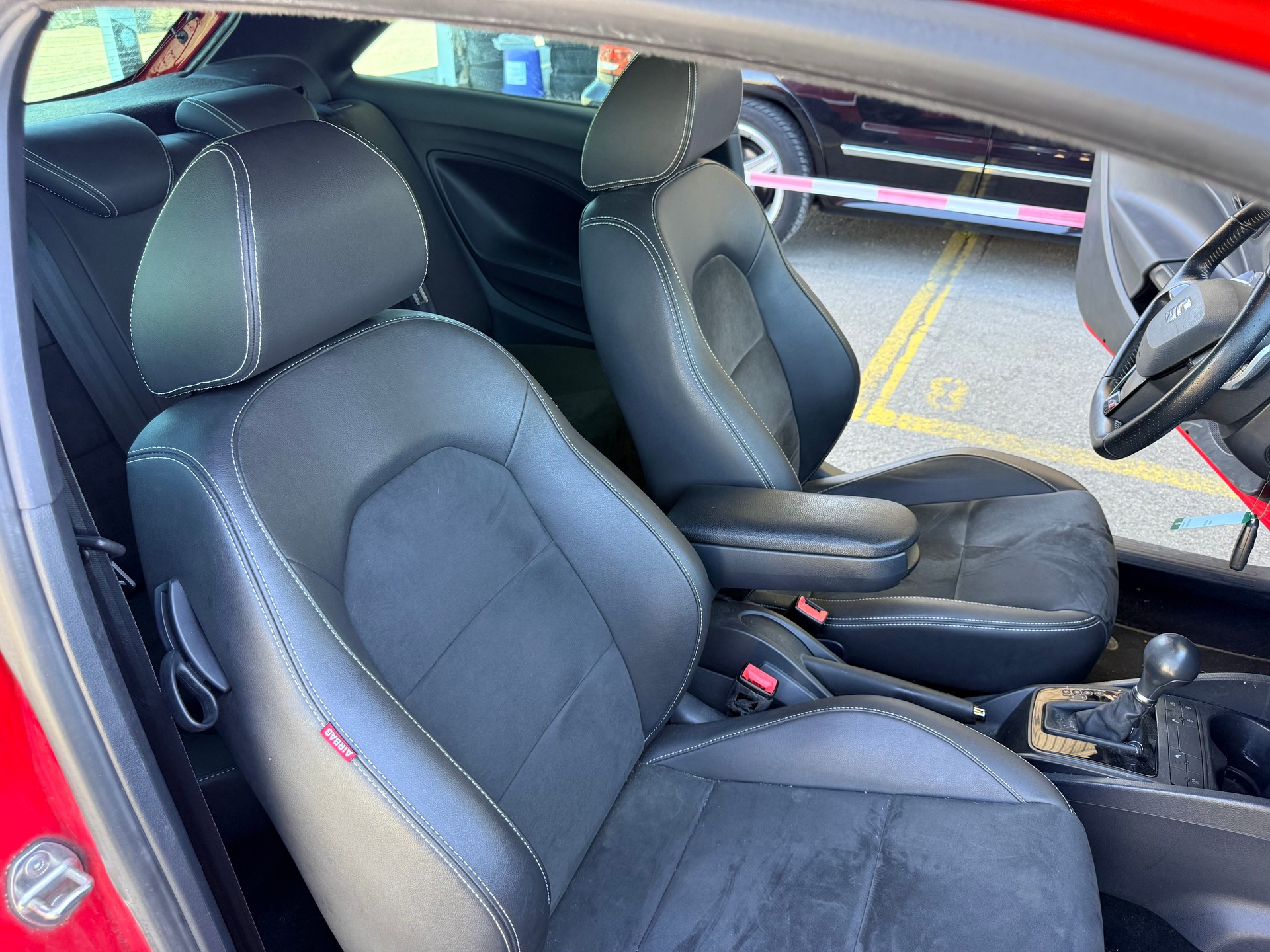 SEAT Ibiza SC 1.4 TSI Cupra SR DSG-image-11