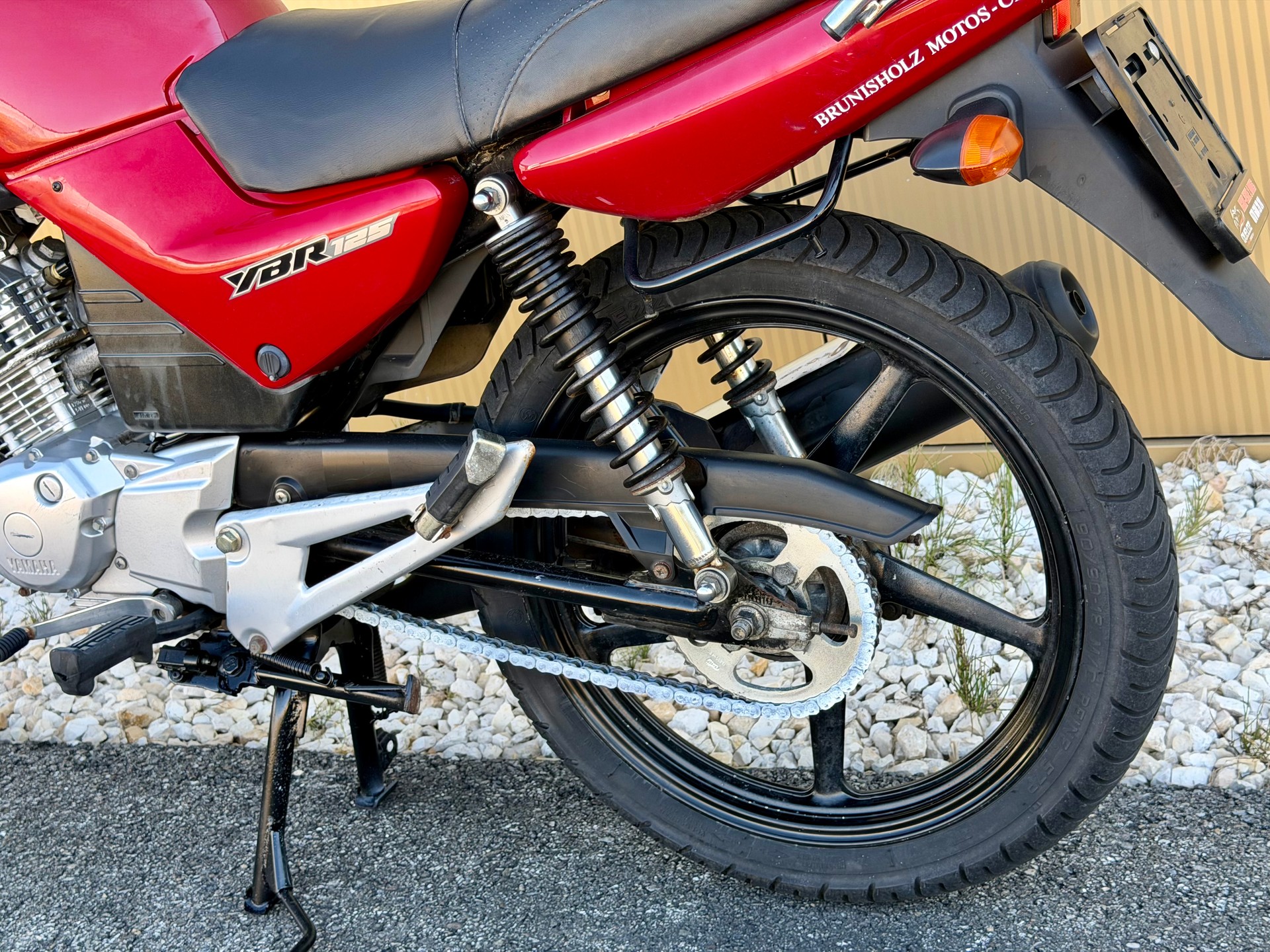 YAMAHA YBR 125-image-12