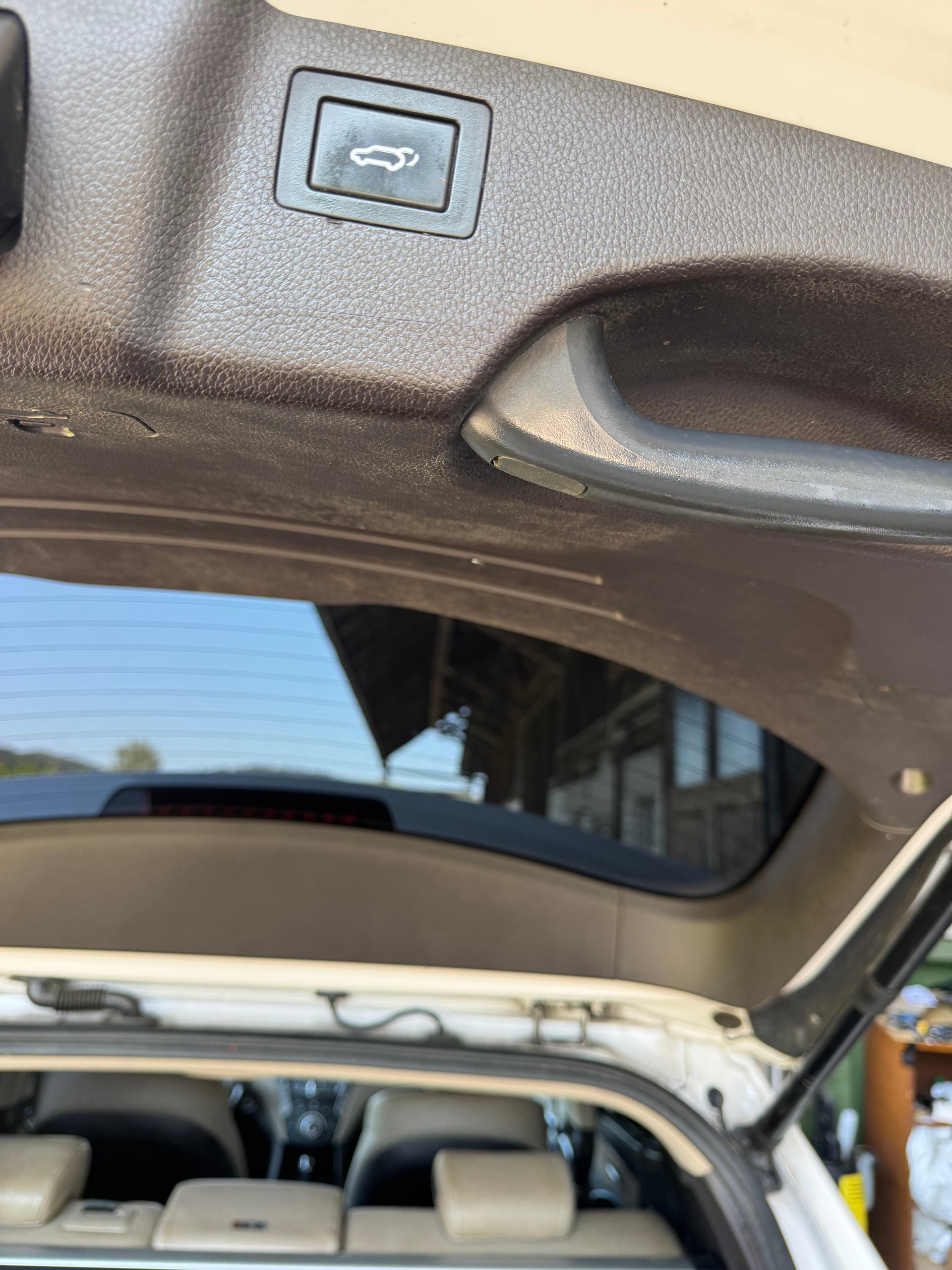 HYUNDAI Santa Fe 2.2 CRDI Amplia 4WD Automatic-image-19