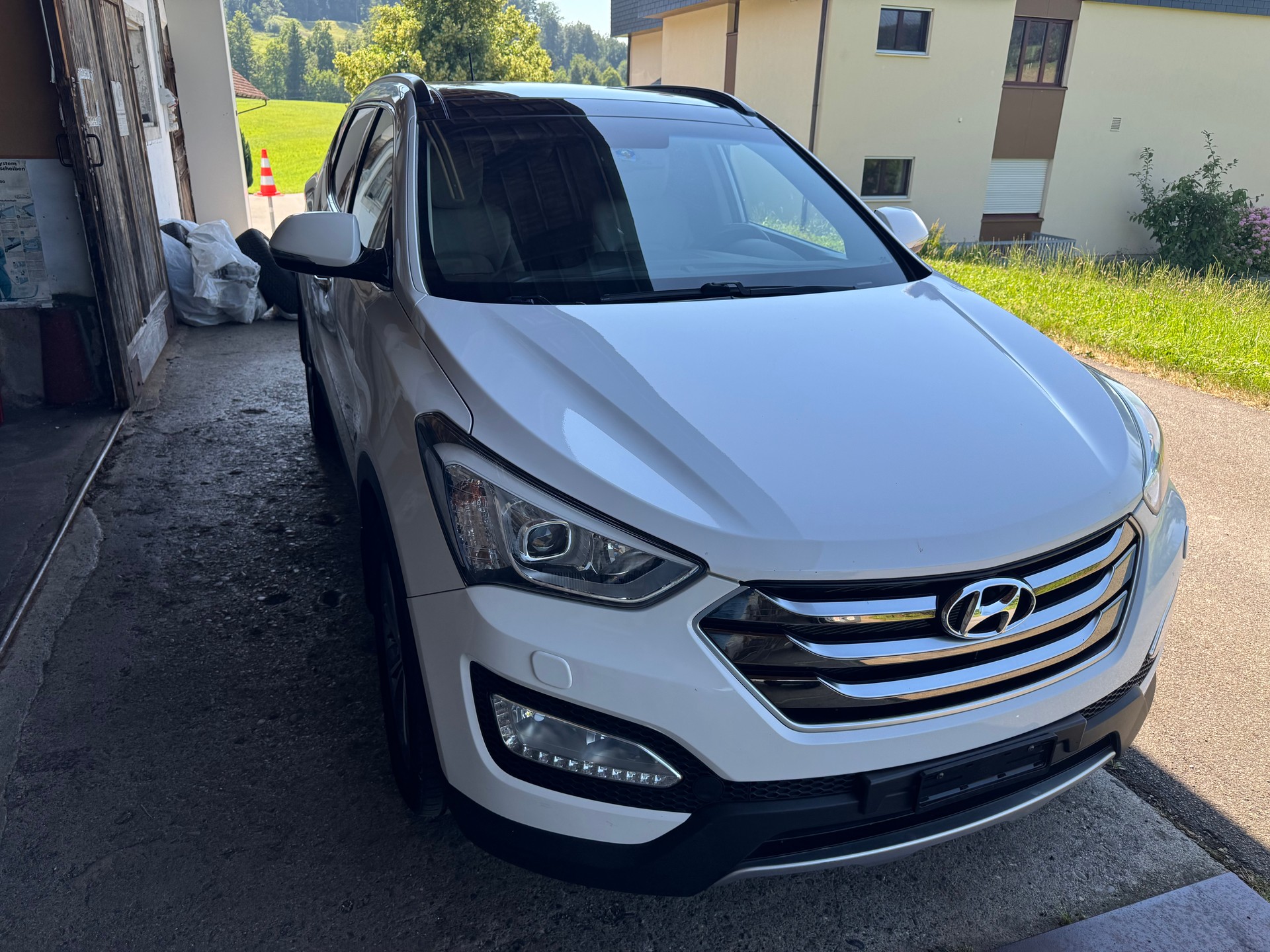 HYUNDAI Santa Fe 2.2 CRDI Amplia 4WD Automatic-showroom-element-1
