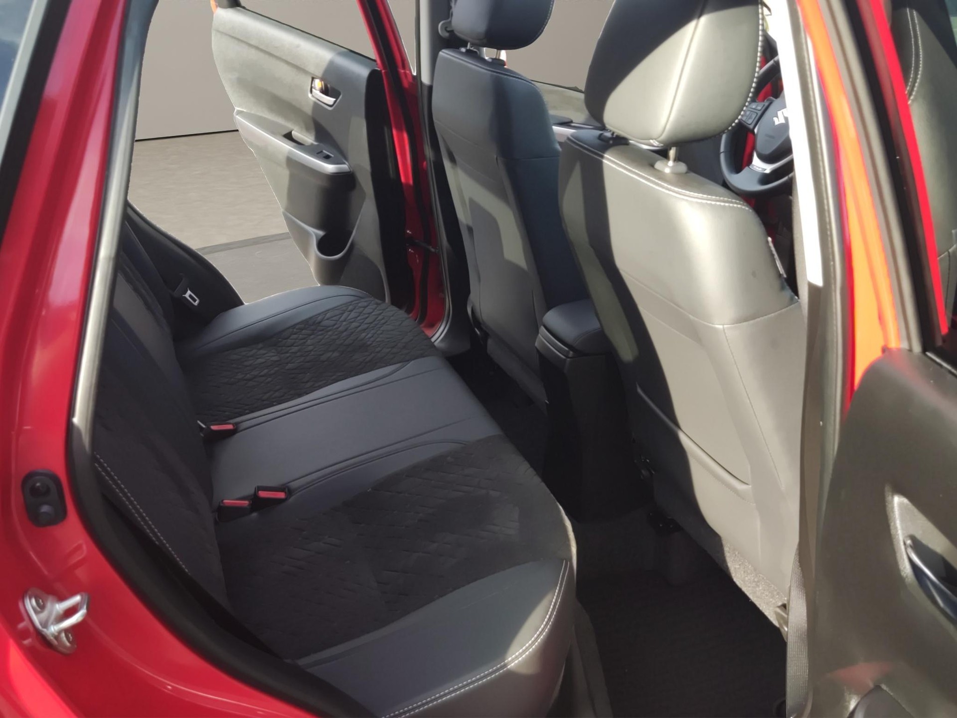 SUZUKI Vitara 1.4 T Piz Sulai Top Hybrid 4x4-image-13