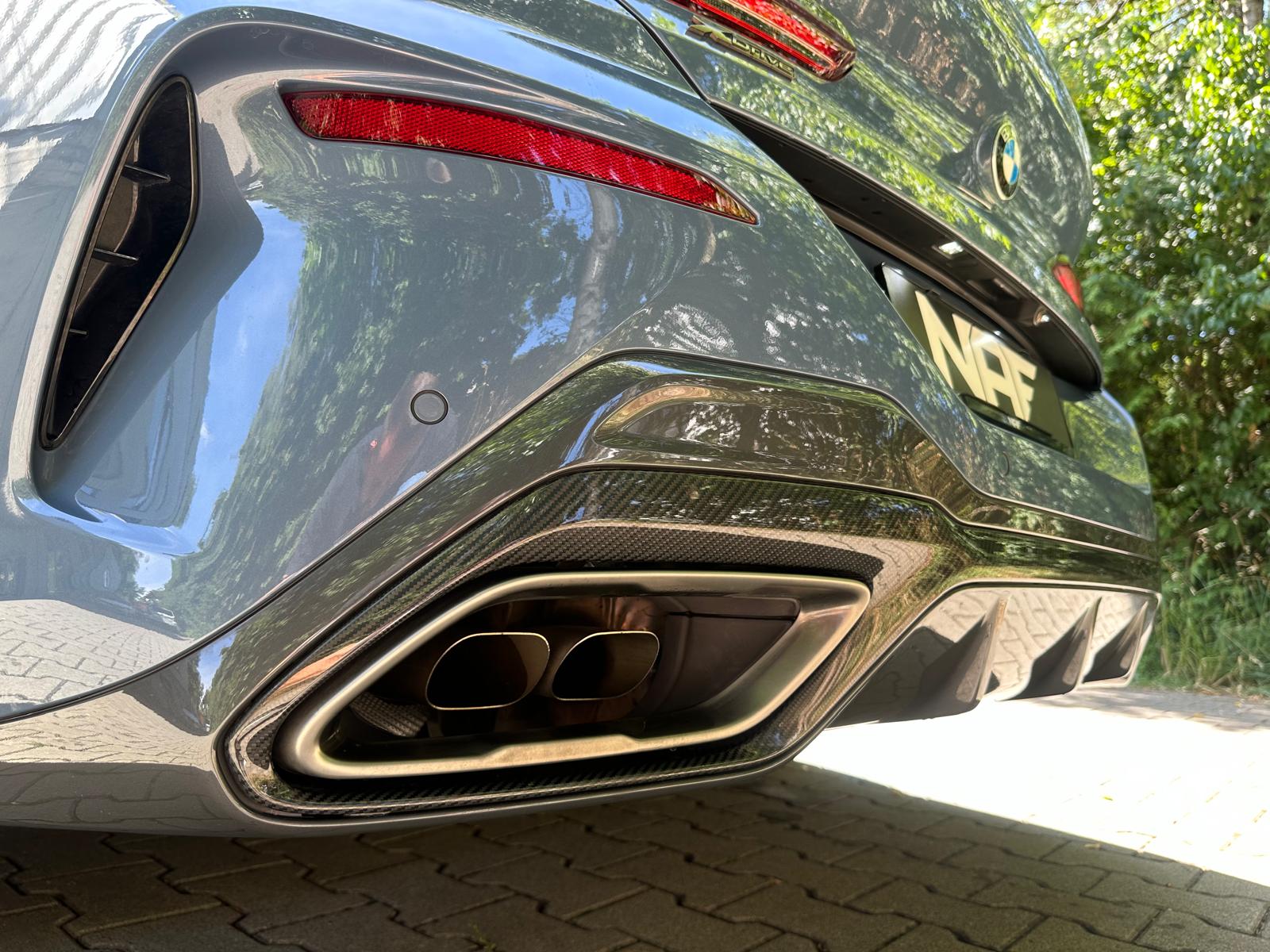 BMW M850i xDrive Steptronic-image-4
