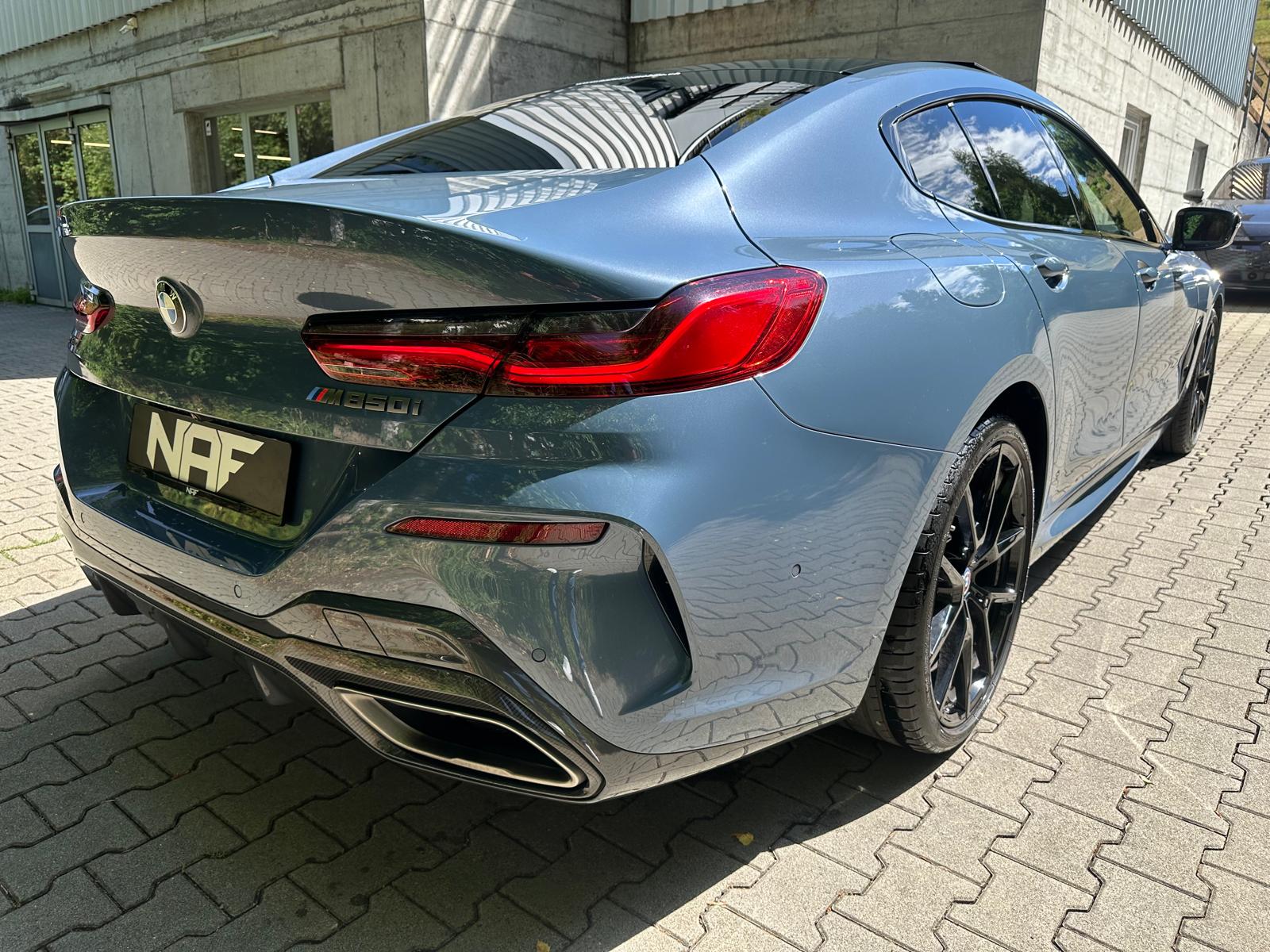 BMW M850i xDrive Steptronic-image-6