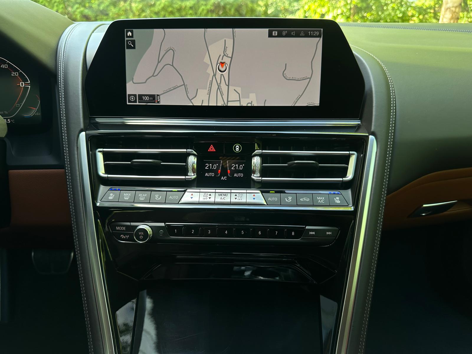 BMW M850i xDrive Steptronic-image-25