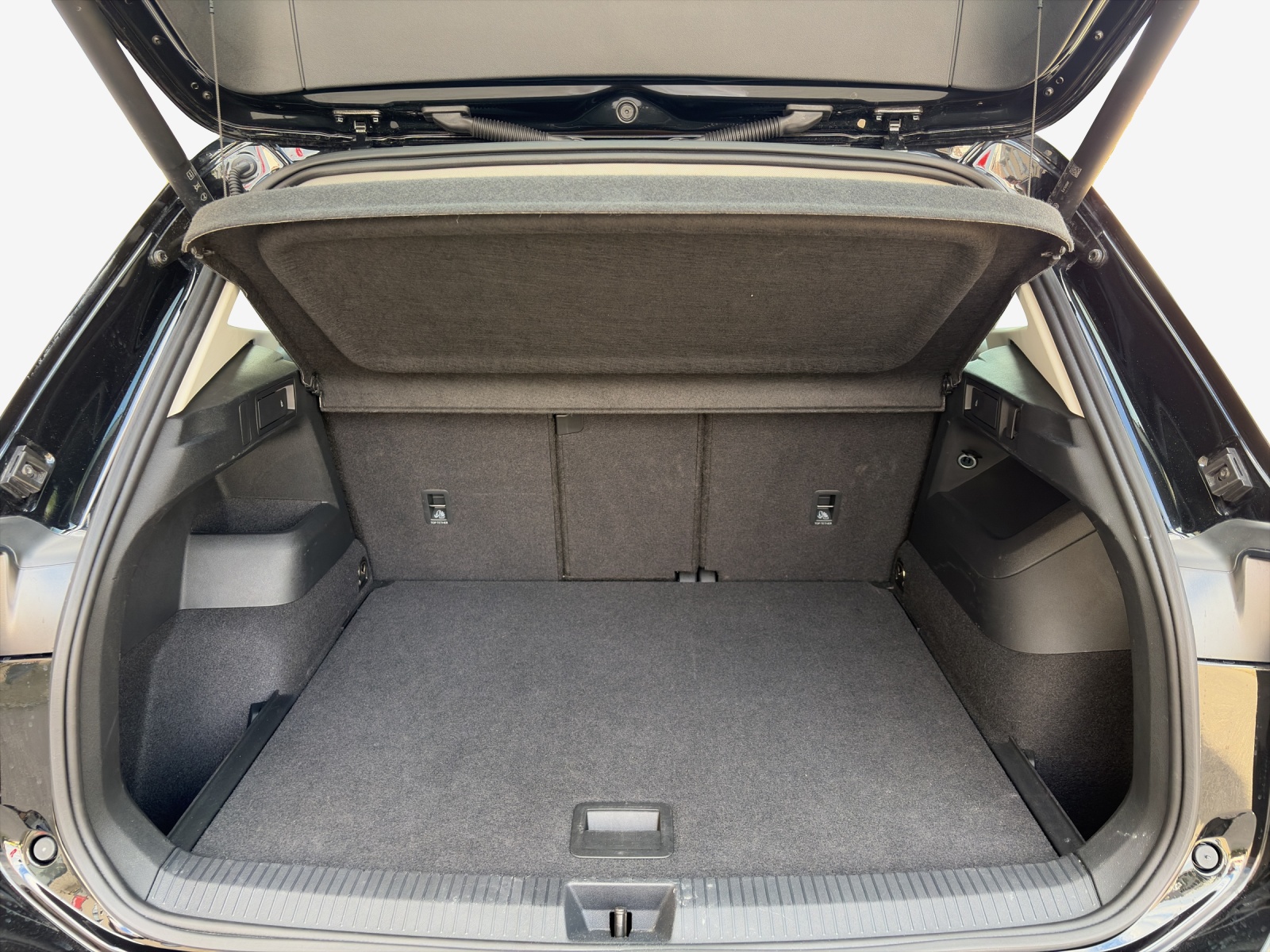 VW Tiguan 2.0 TSI DSG Life 4Motion-image-12