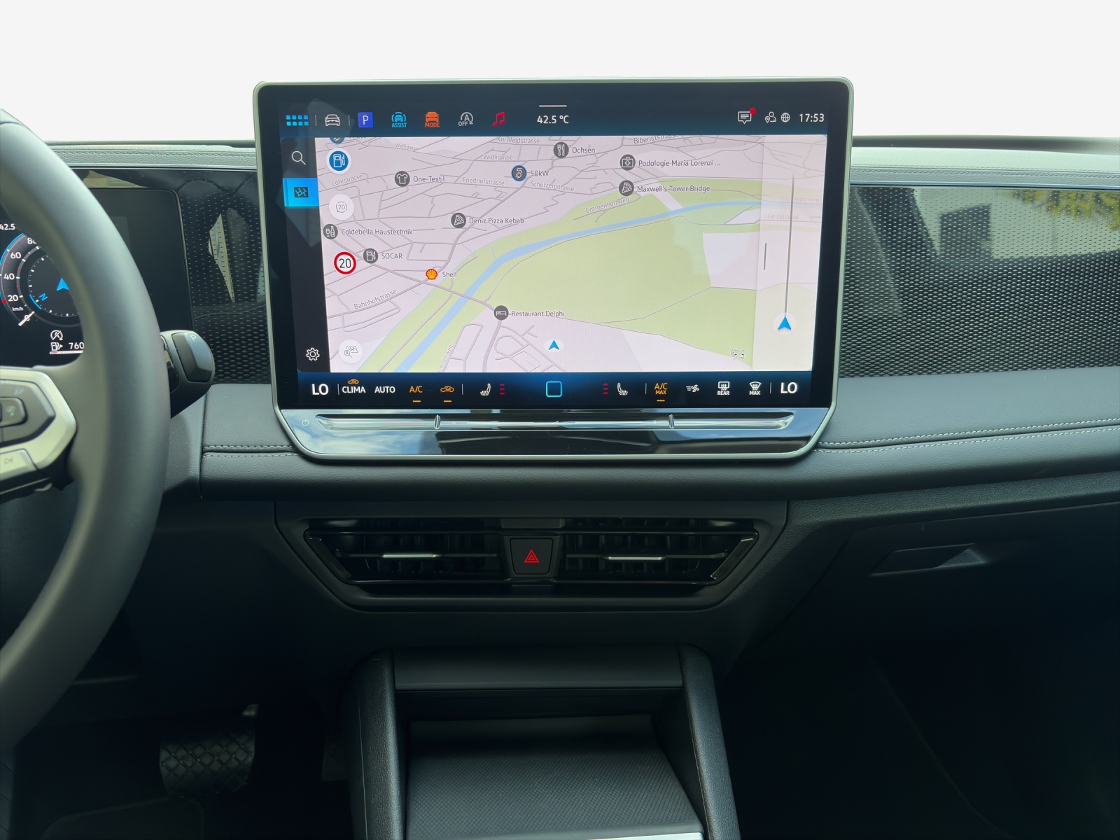 VW Tiguan 2.0 TSI DSG Life 4Motion-image-10