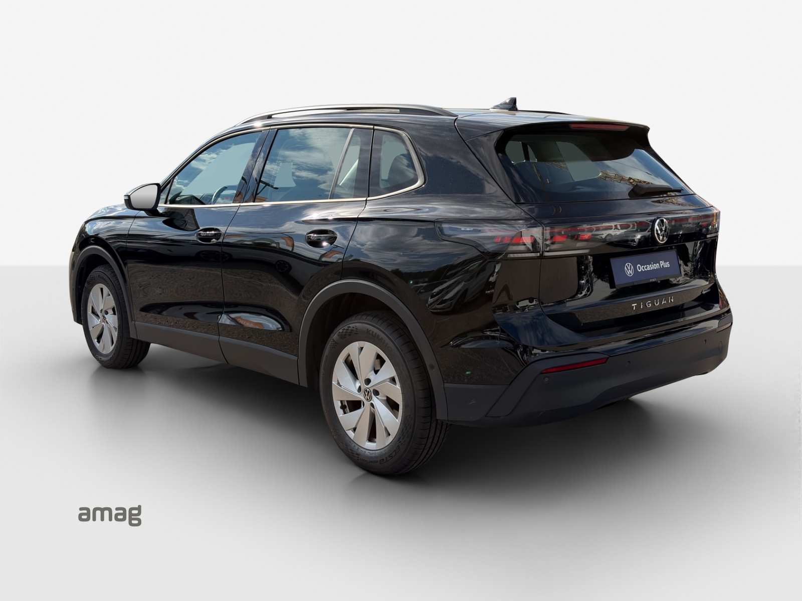 VW Tiguan 2.0 TSI DSG Life 4Motion-image-2