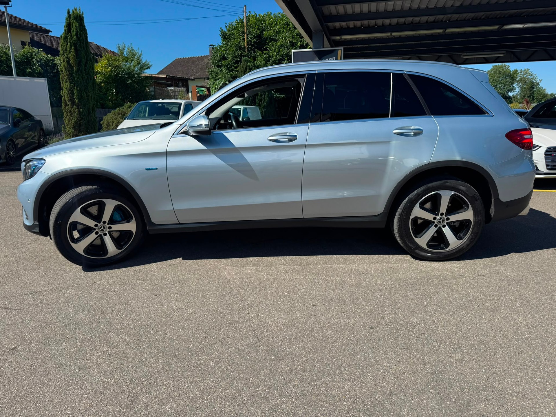 MERCEDES-BENZ GLC 350 e Exclusive 4Matic 7G-Tronic-image-2