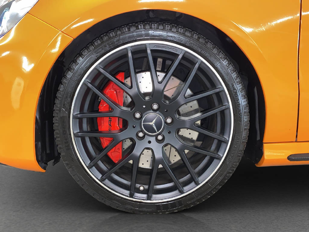 MERCEDES-BENZ A 45 AMG 4m-image-14