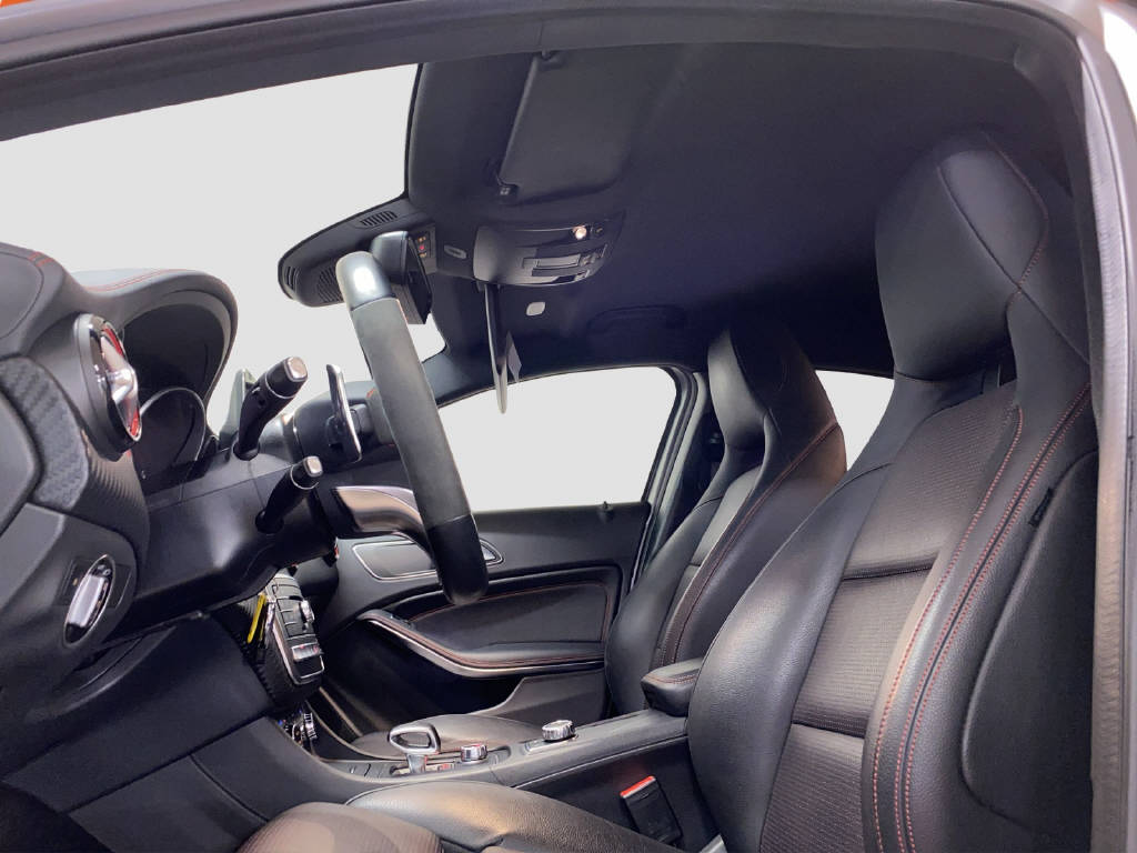 MERCEDES-BENZ A 45 AMG 4m-image-6