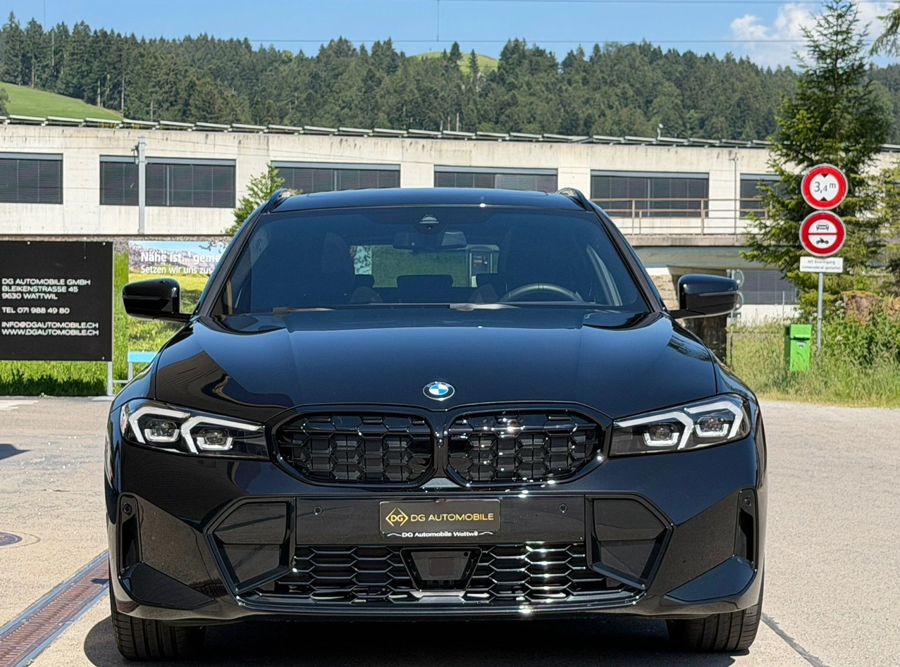 BMW 330i Touring xDrive Steptronic M Sport *Elektr. Anhängerkupplung**Panoramadach**Shadow-Line**Live Cockpit**245PS**Jahrgang 2026*-image-2