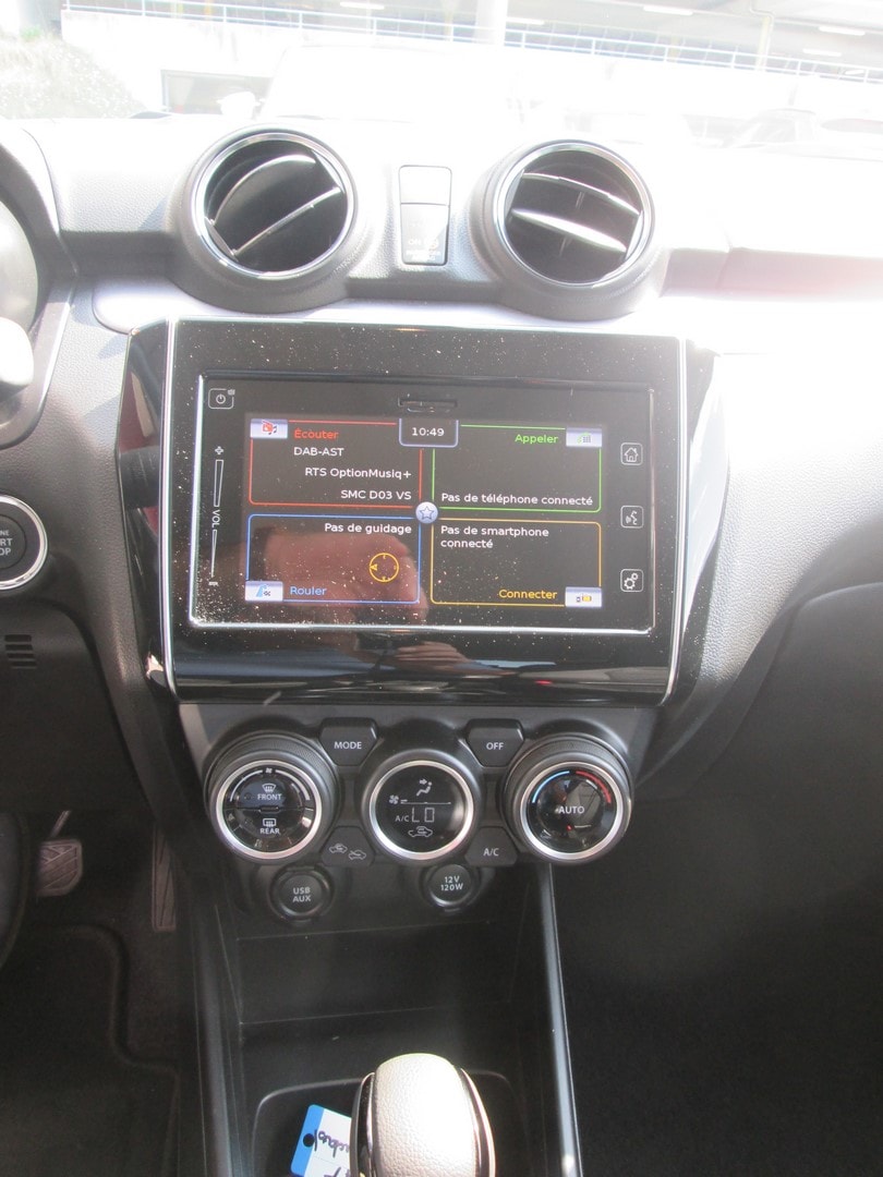 SUZUKI Swift 1.2 Compact Top Hybrid CVT-image-8
