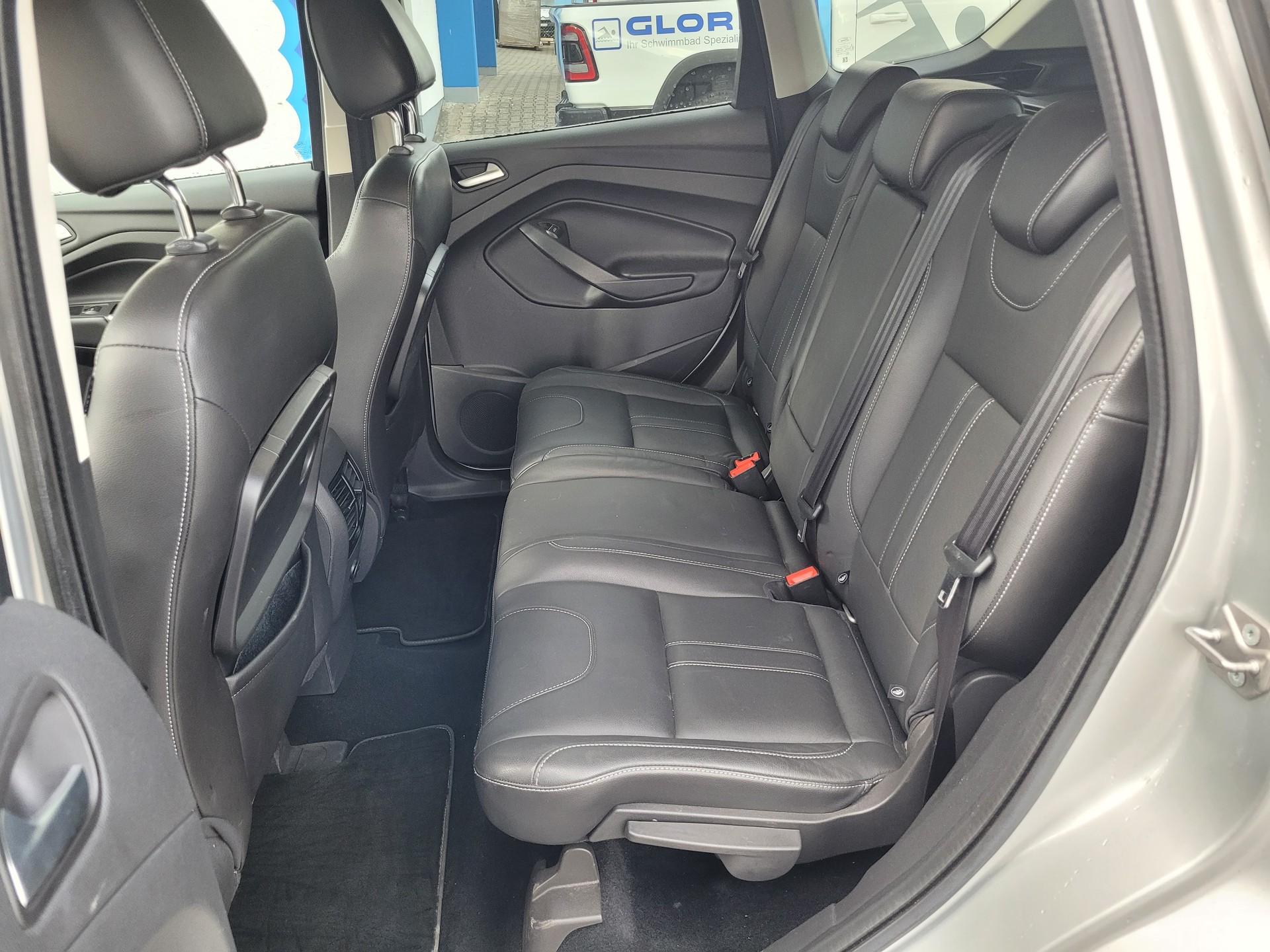 FORD Kuga 2.0 TDCi Titanium S 4WD PowerShift-image-9