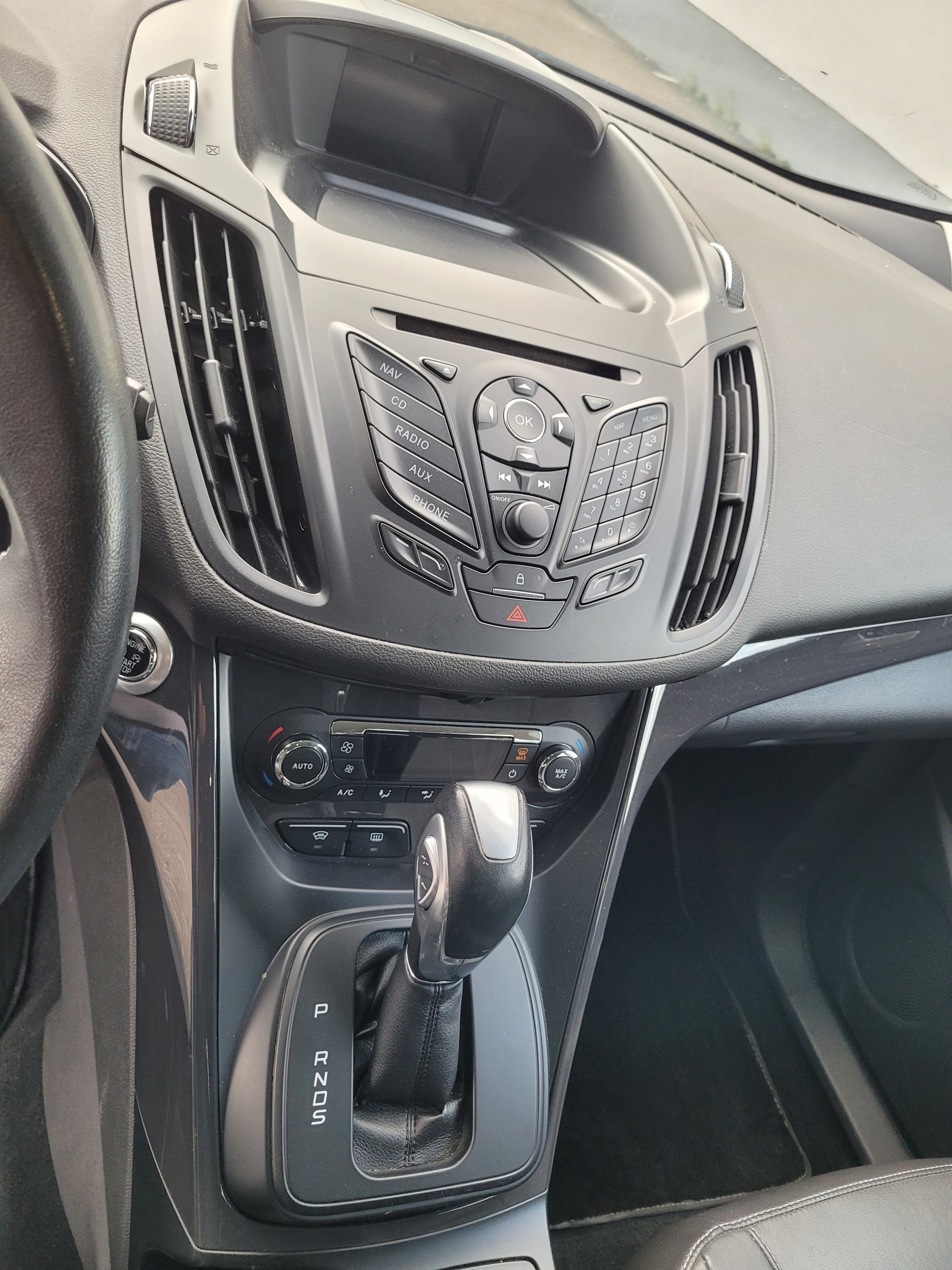 FORD Kuga 2.0 TDCi Titanium S 4WD PowerShift-image-11