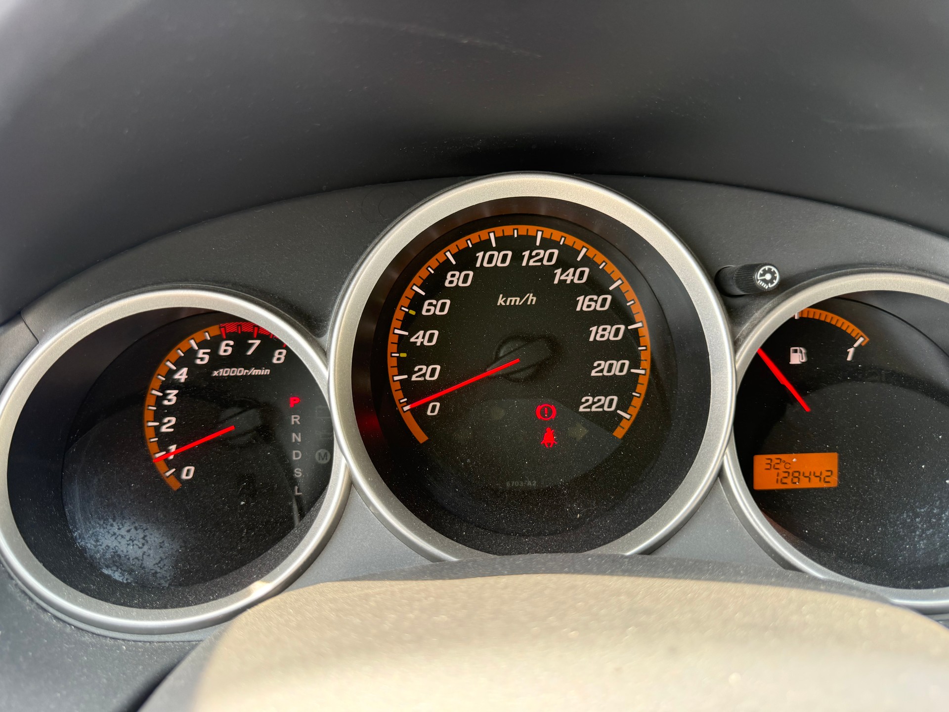 HONDA Jazz 1.4i LS Formula 1 CVT-image-7