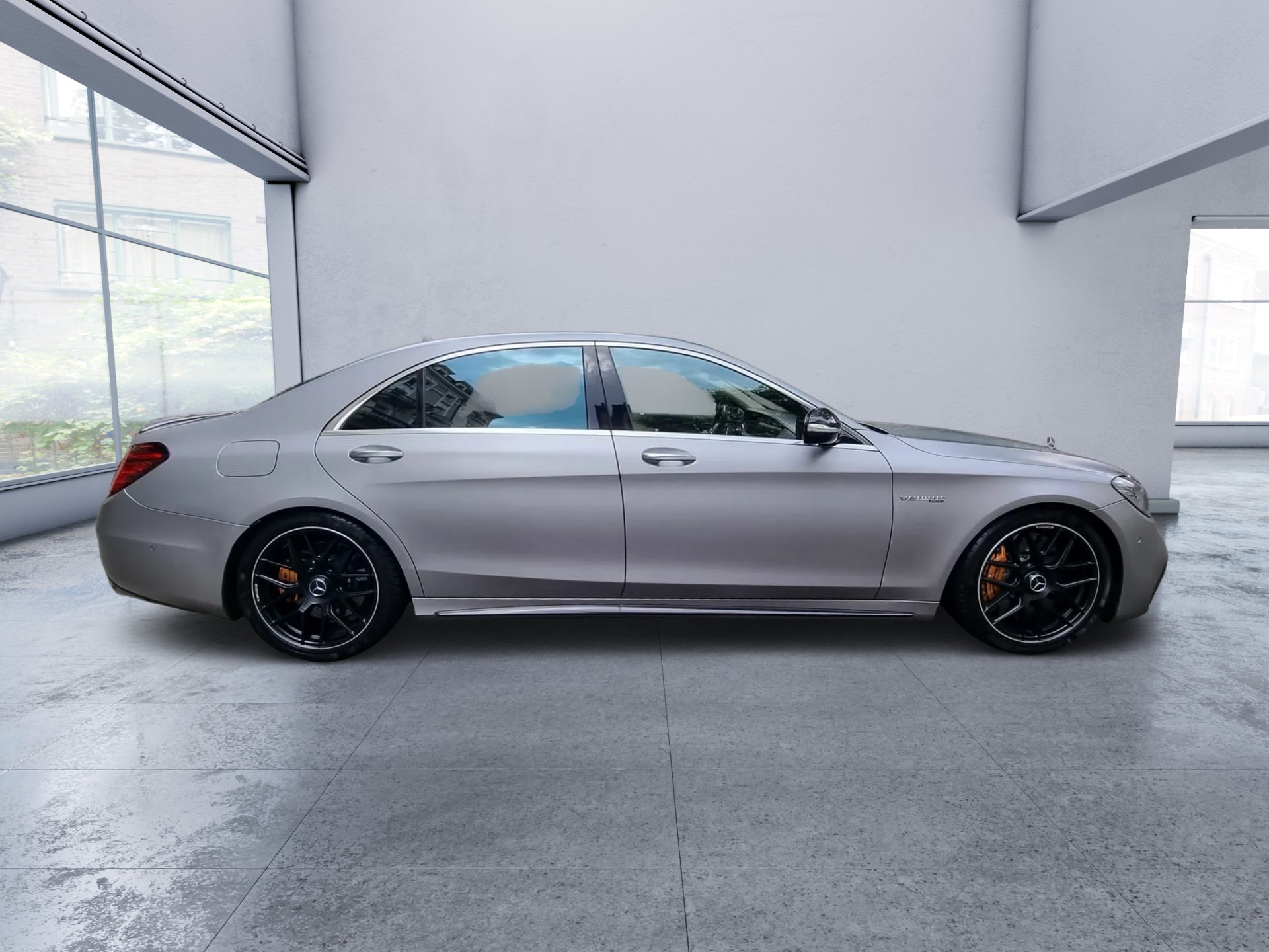 MERCEDES-BENZ S 63 AMG L 4Matic+ 9G-Tronic-image-4